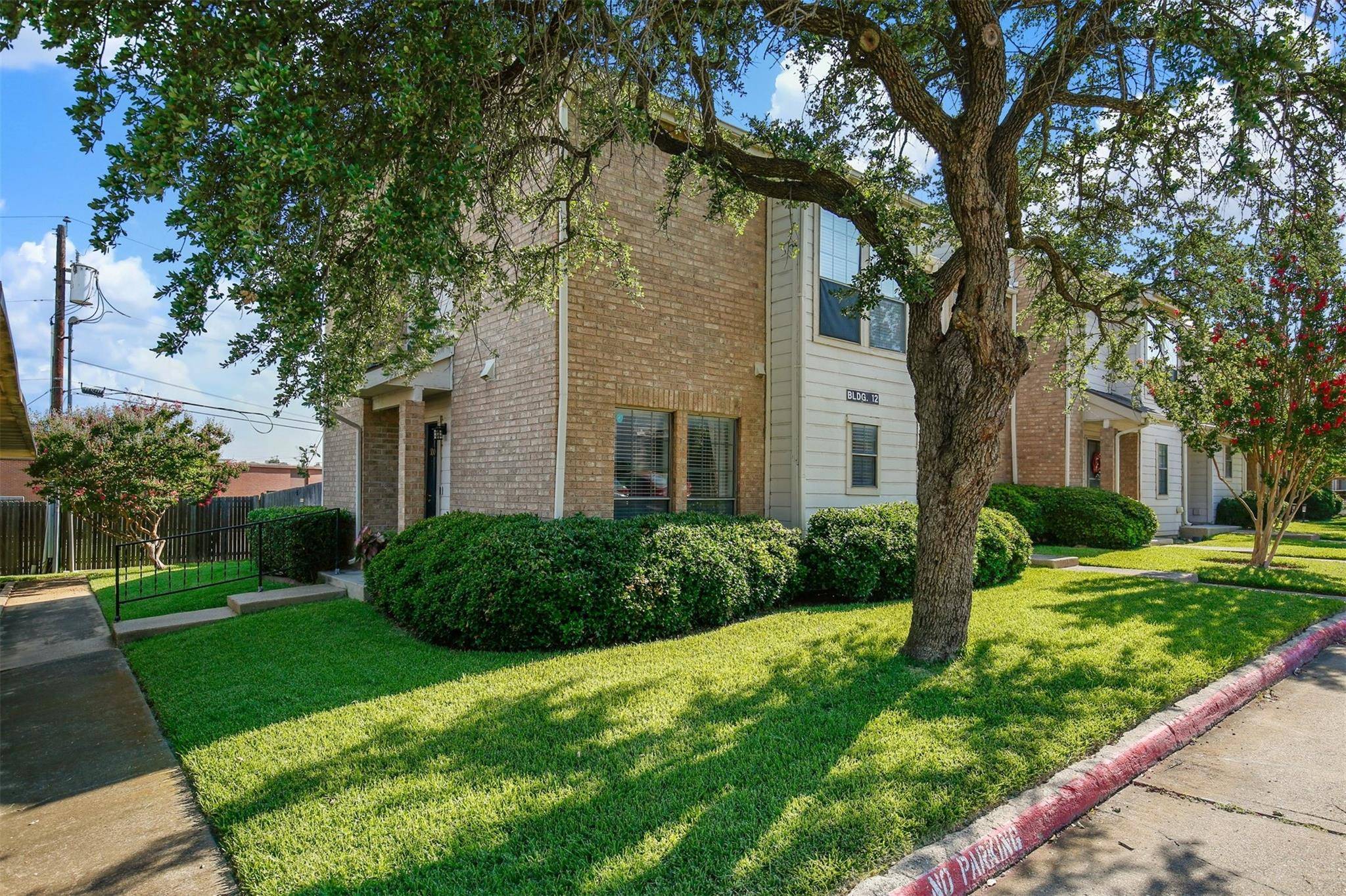 Farmers Branch, TX 75234,3635 Garden Brook Drive #12100