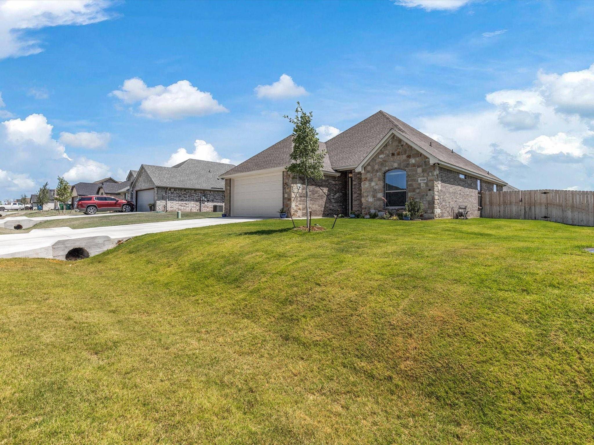 Granbury, TX 76049,3329 Arrow Creek Drive