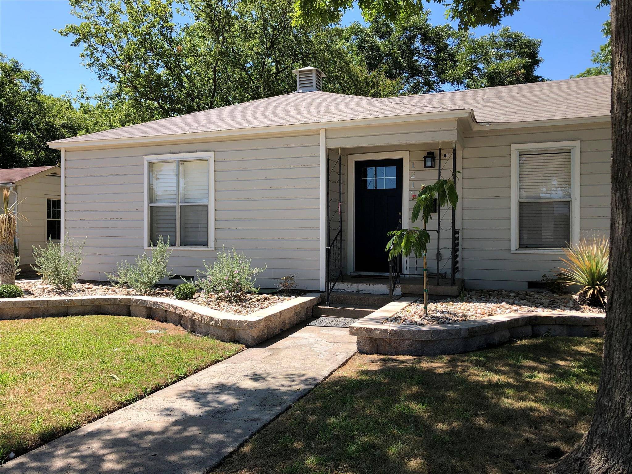 Garland, TX 75040,1212 Dent Street