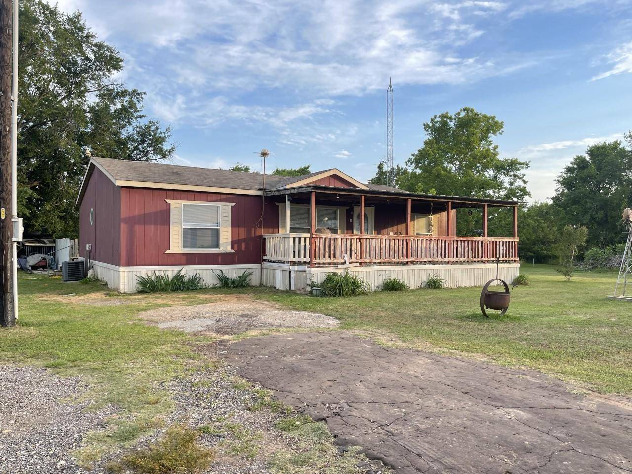 Grand Saline, TX 75140,3833 Fm 17