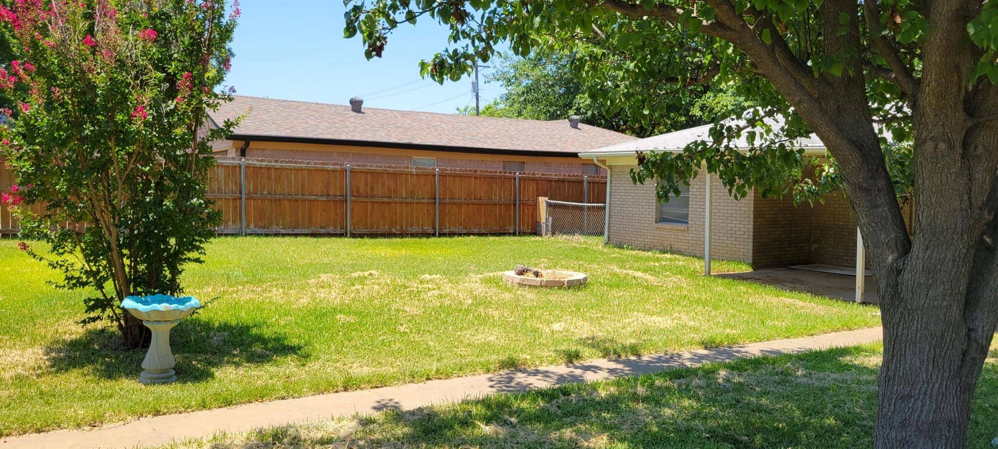 Whitesboro, TX 76273,508 N Jordan Street