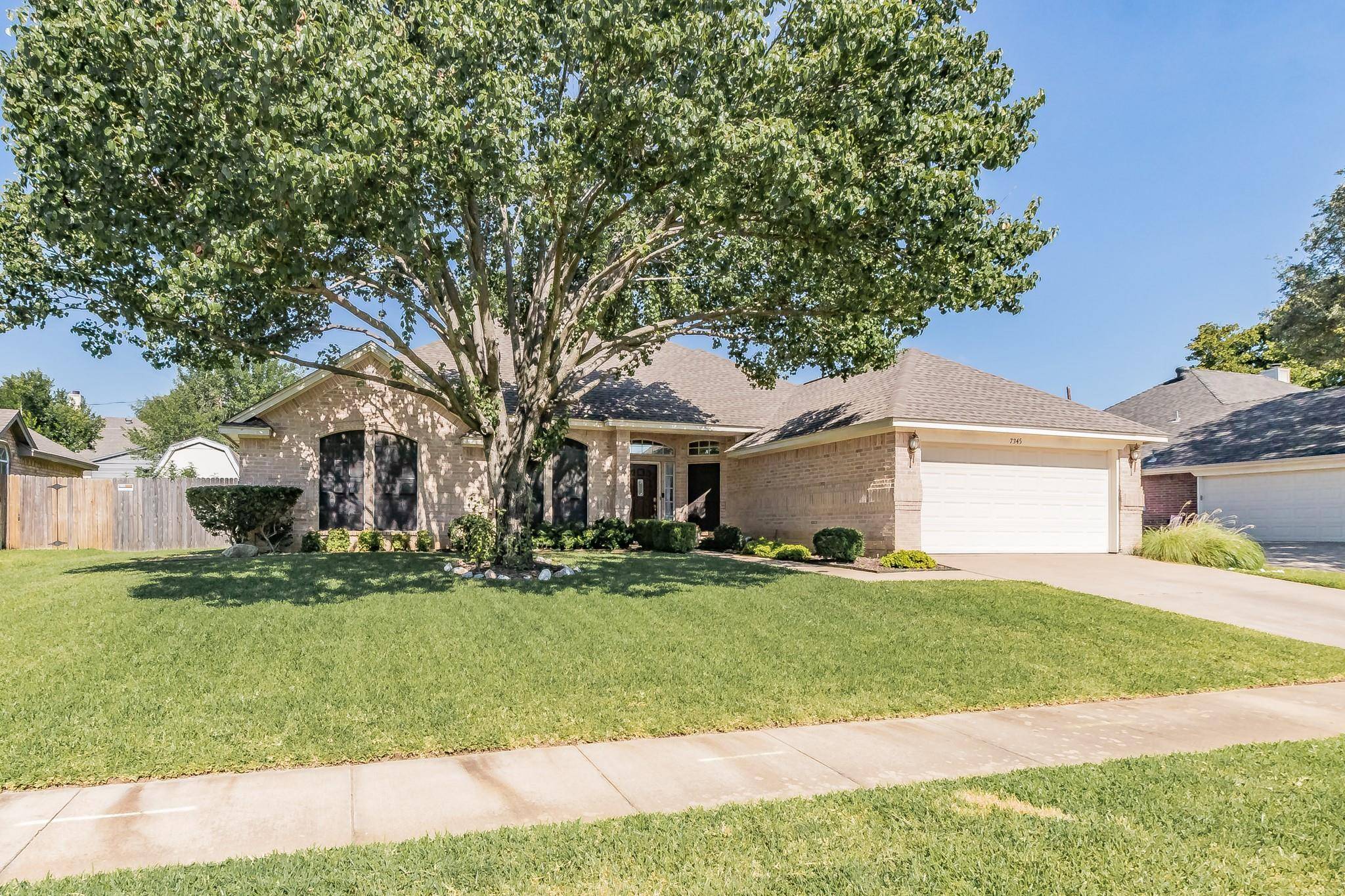 North Richland Hills, TX 76182,7345 Hidden Oaks Drive