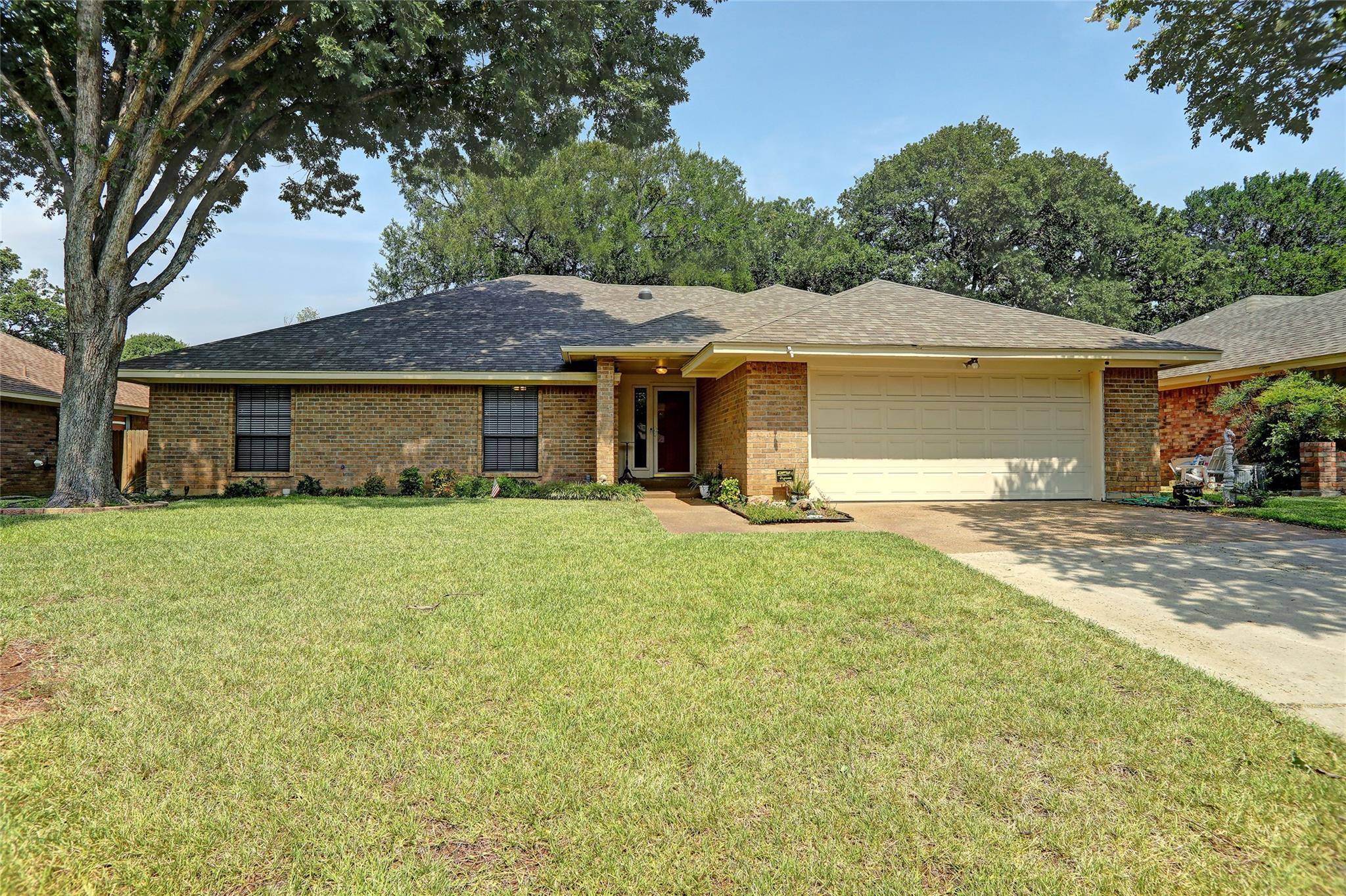 Mansfield, TX 76063,1227 Brookfield Lane