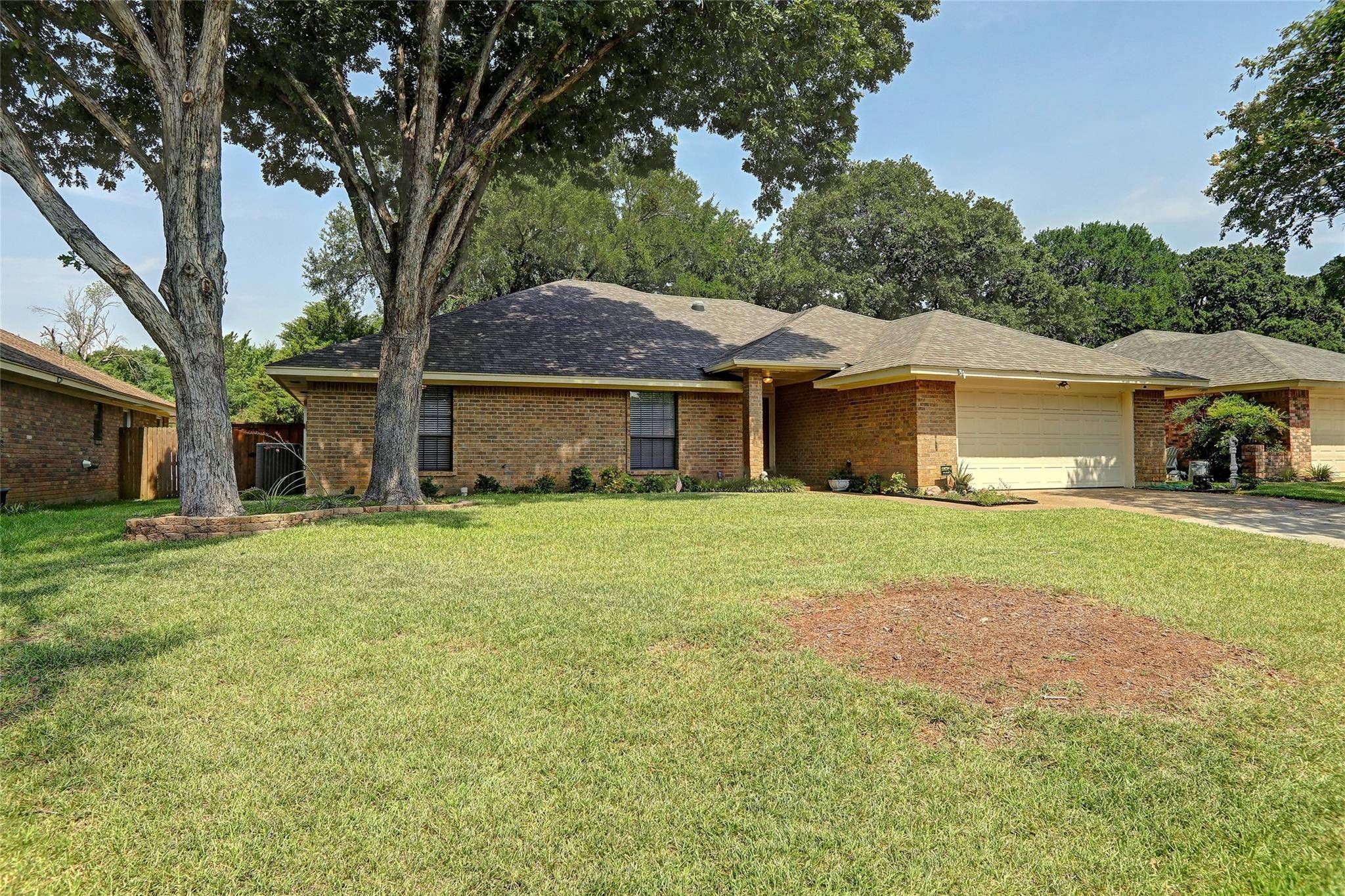 Mansfield, TX 76063,1227 Brookfield Lane