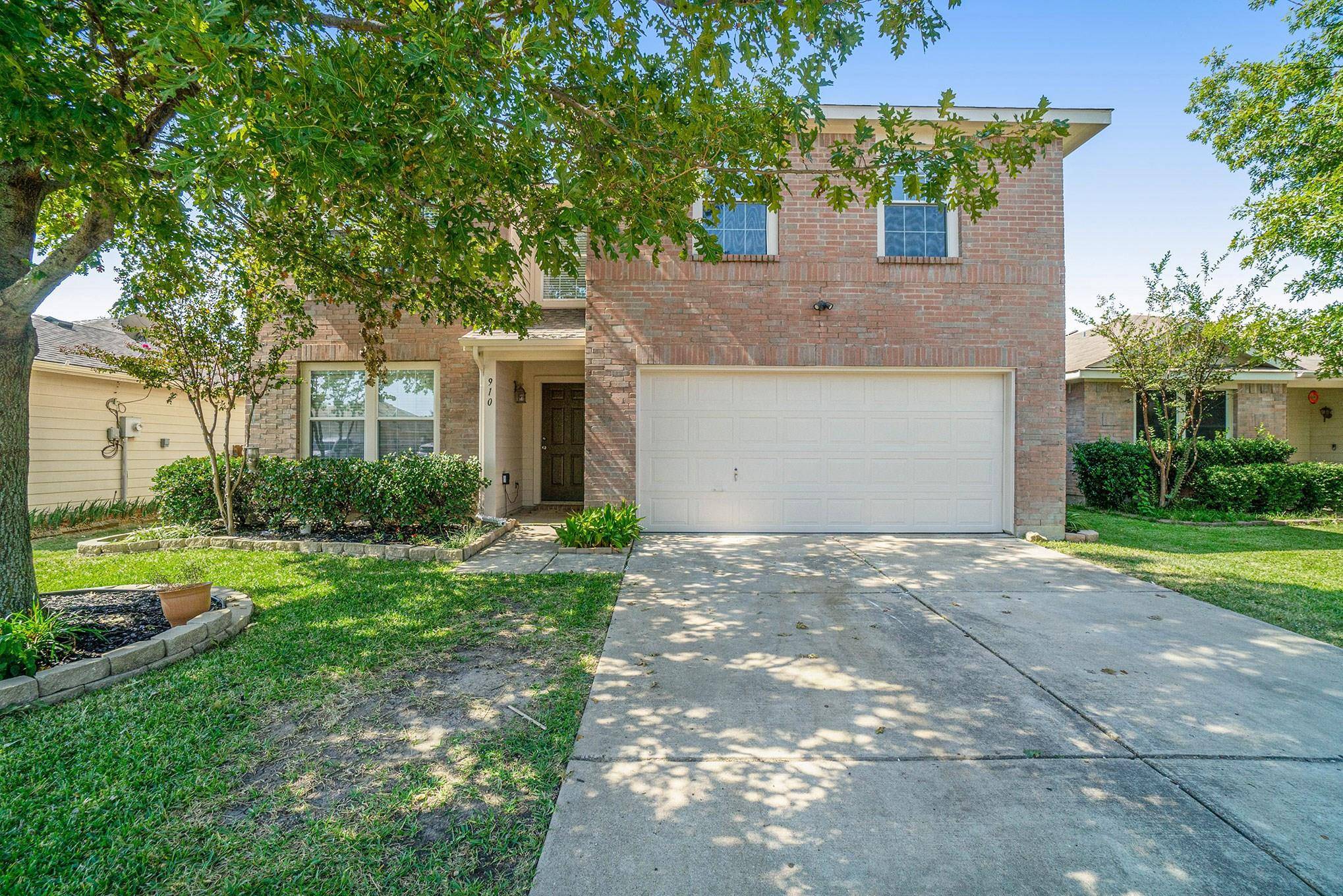 Anna, TX 75409,910 Post Oak Trail