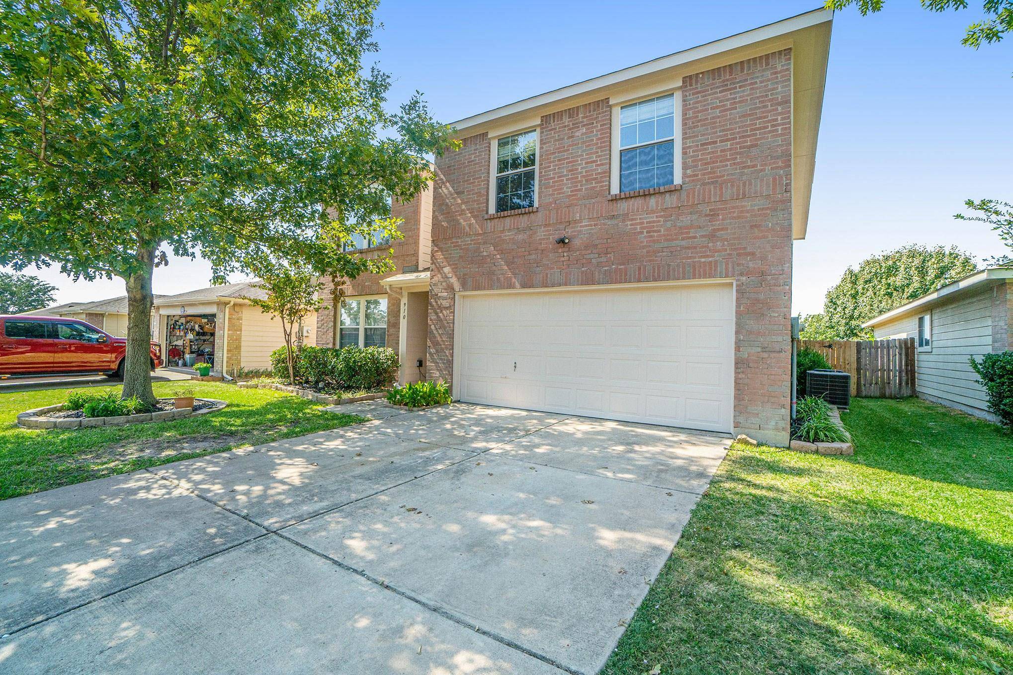 Anna, TX 75409,910 Post Oak Trail