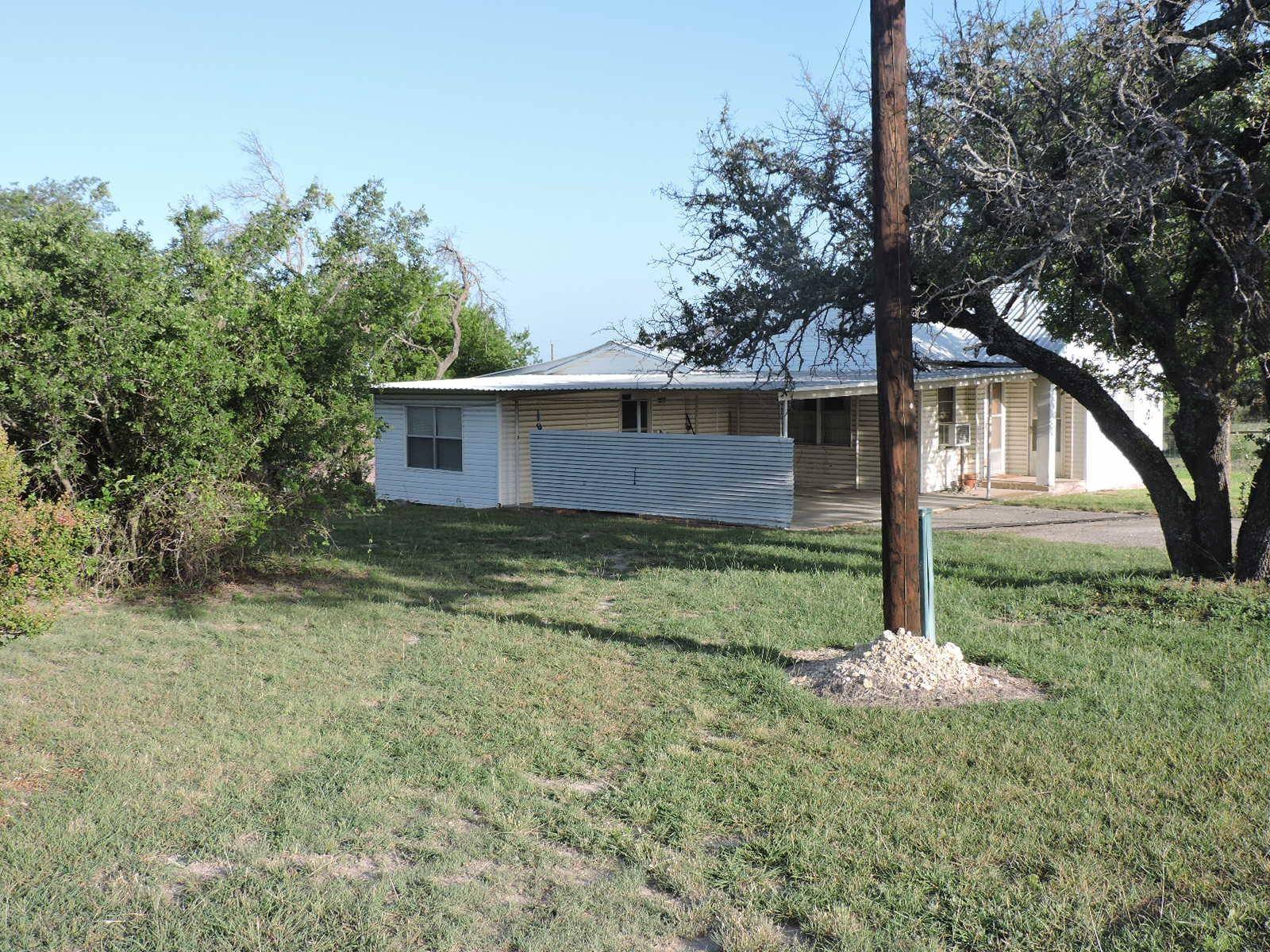 Goldthwaite, TX 76844,257 W 84 Highway W