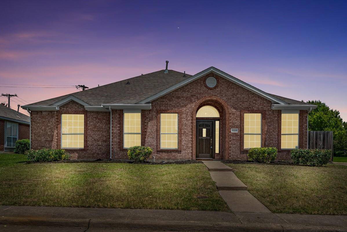 Desoto, TX 75115,829 Longleaf Drive