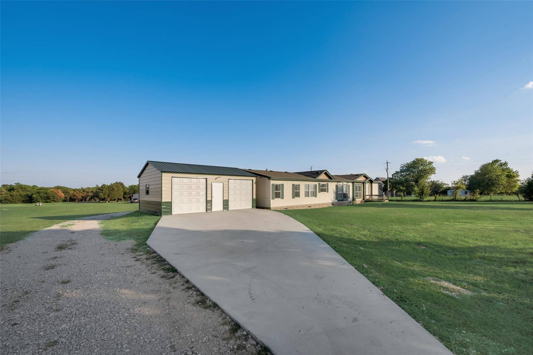 Terrell, TX 75161,25750 FM Road 429