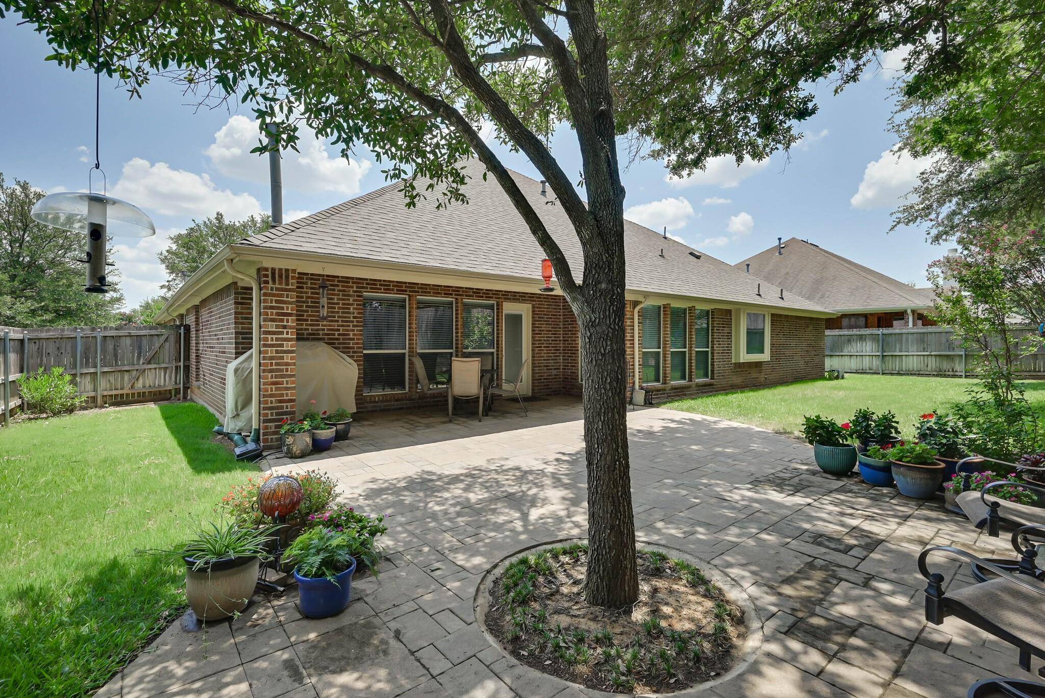 Arlington, TX 76001,8200 Summerleaf Drive