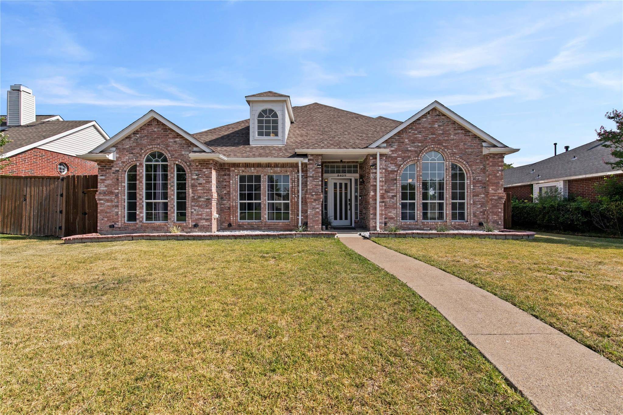 Rowlett, TX 75088,8409 Lake Bend Drive