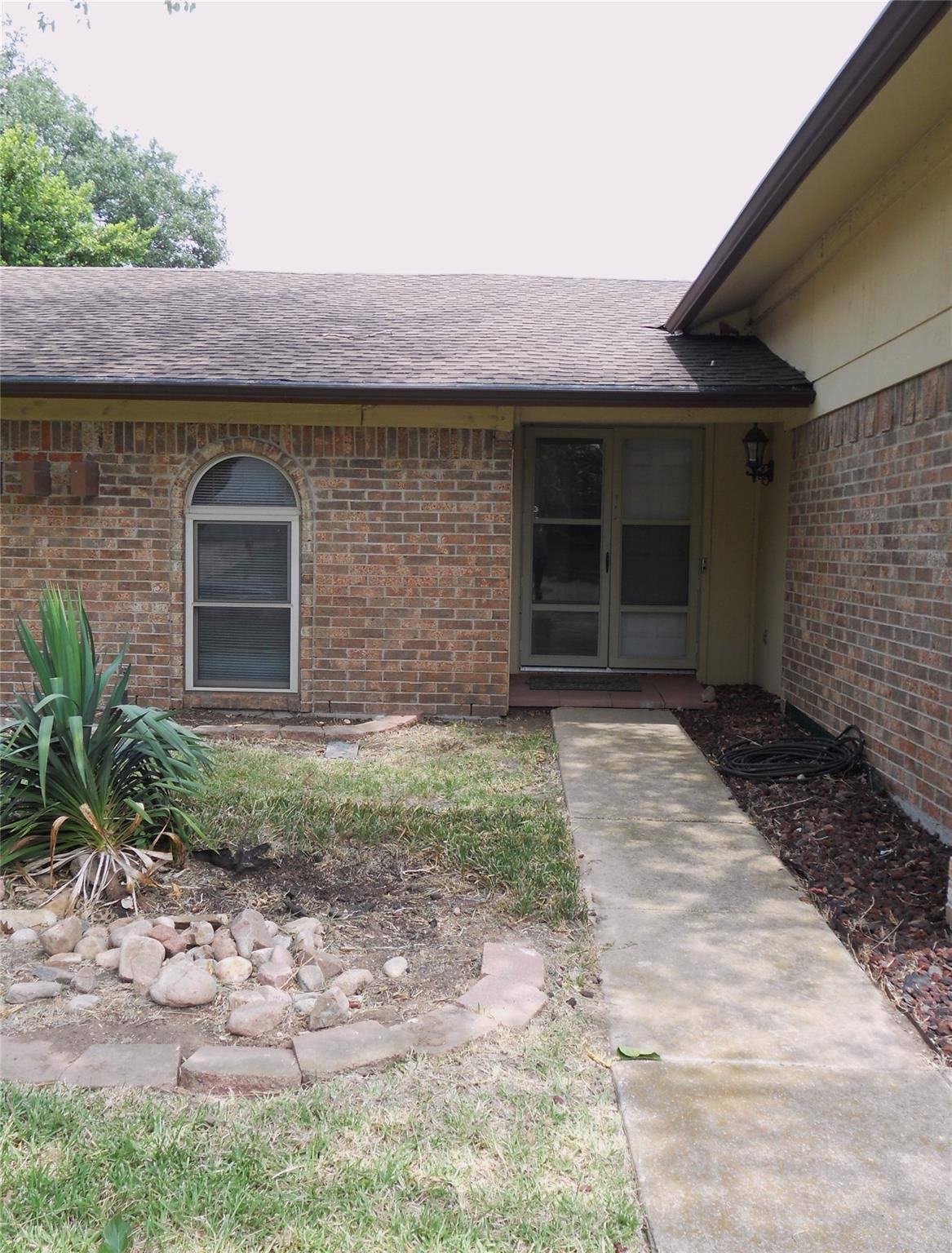 Mesquite, TX 75150,925 Via Balboa