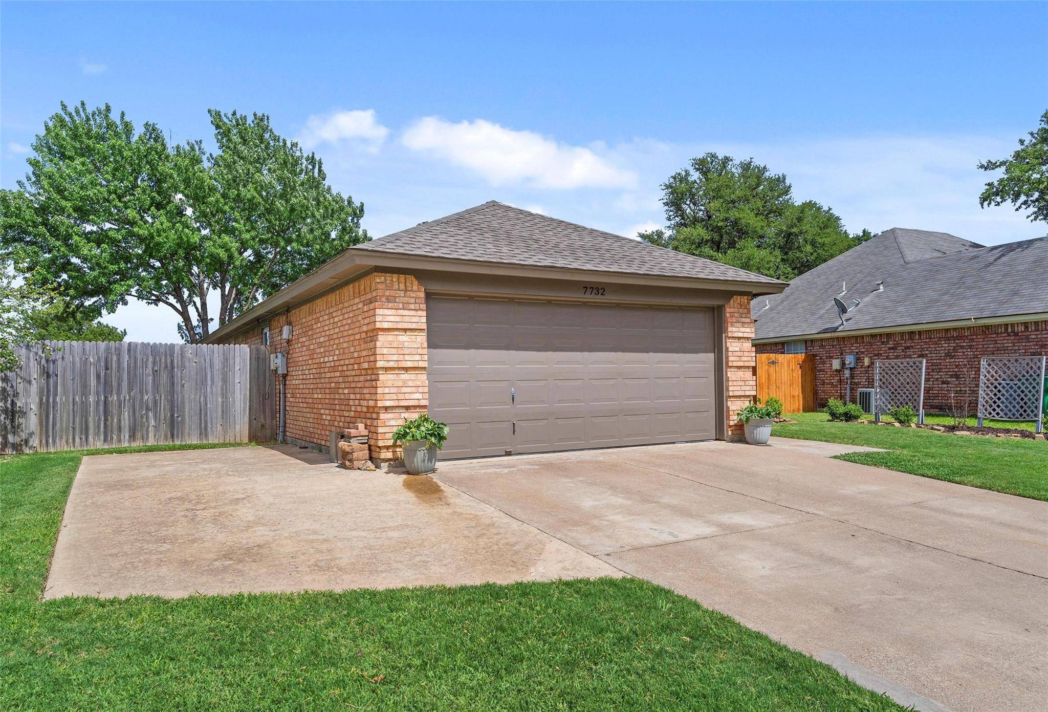 Watauga, TX 76148,7732 Prairie Drive