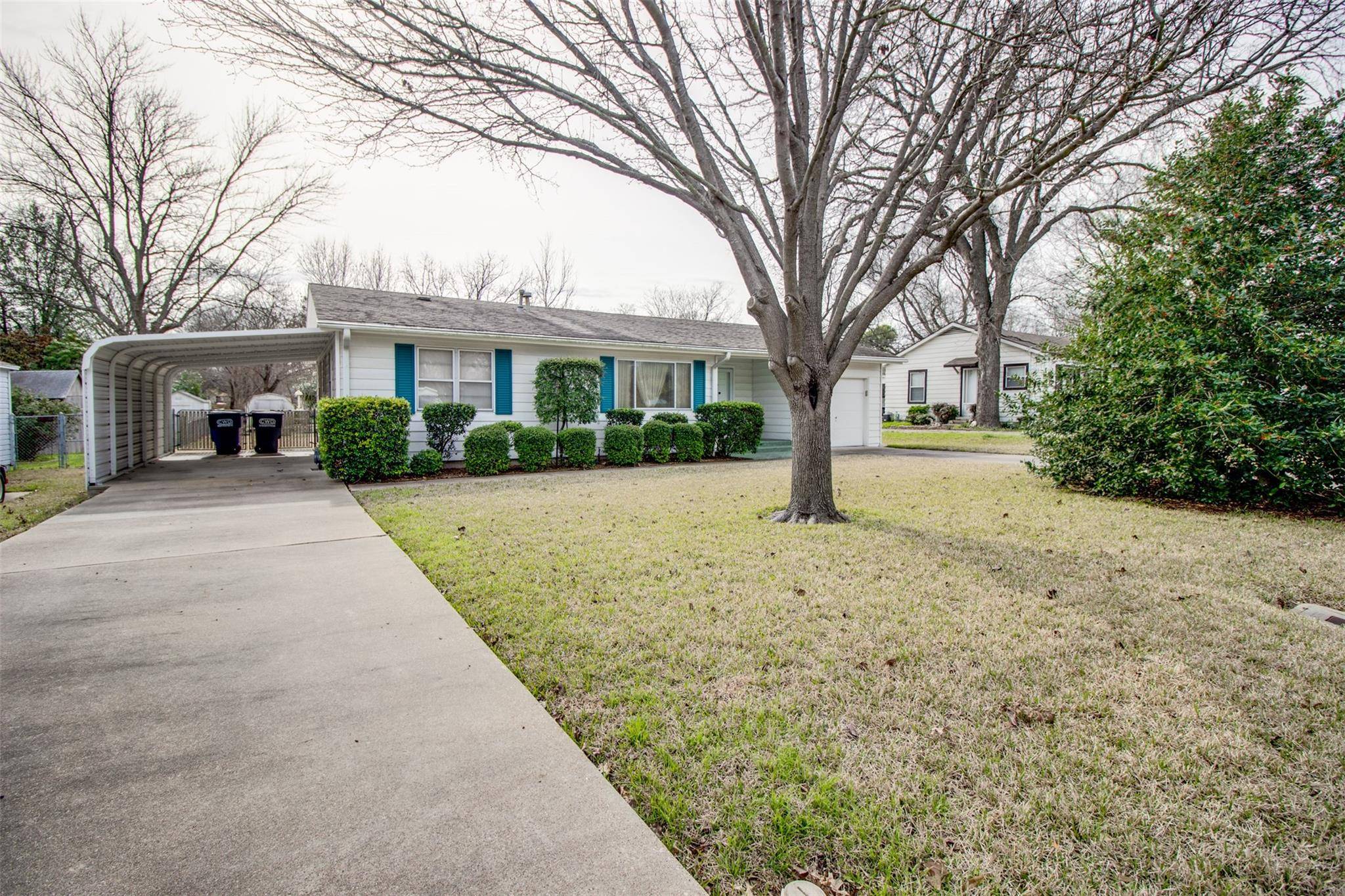 Lancaster, TX 75146,574 W 6th Street