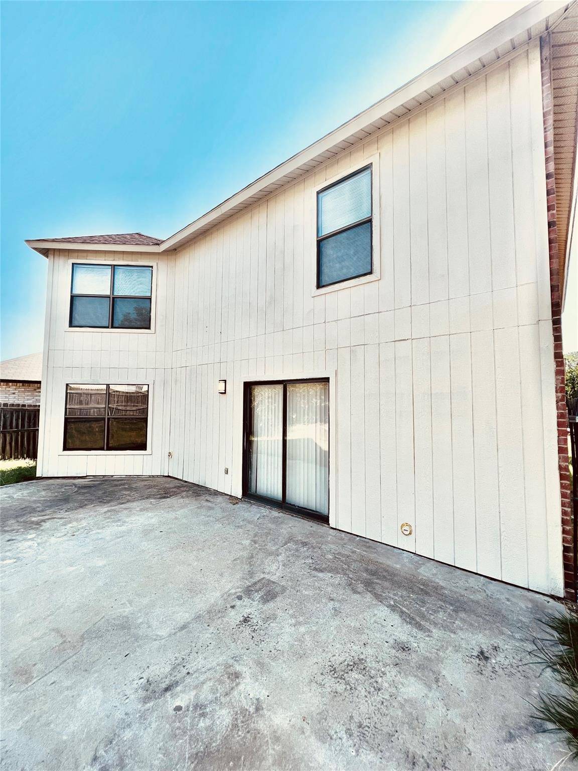 Cedar Hill, TX 75104,1305 Carberry Street