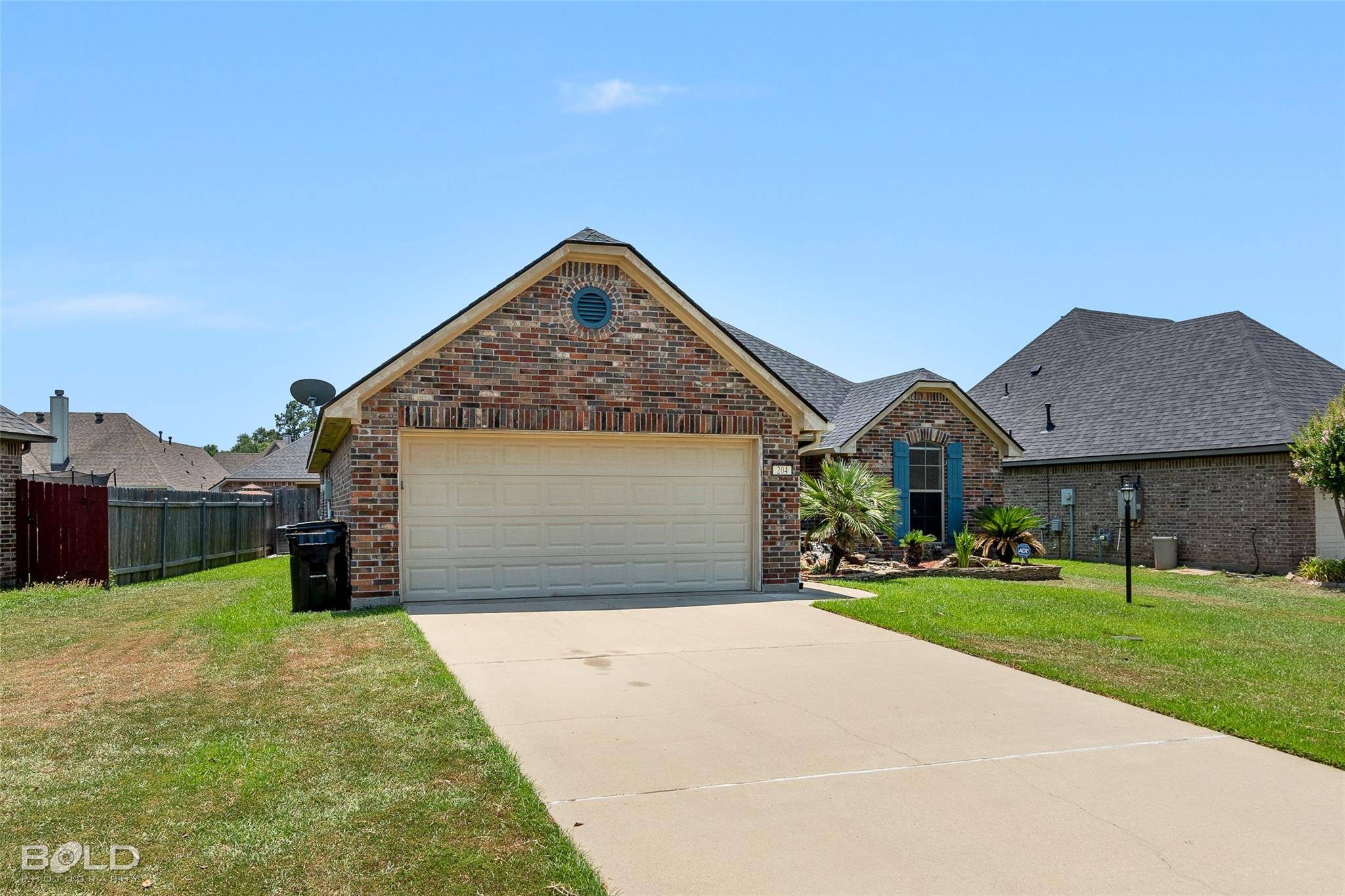 Haughton, LA 71037,204 Pearwood Circle