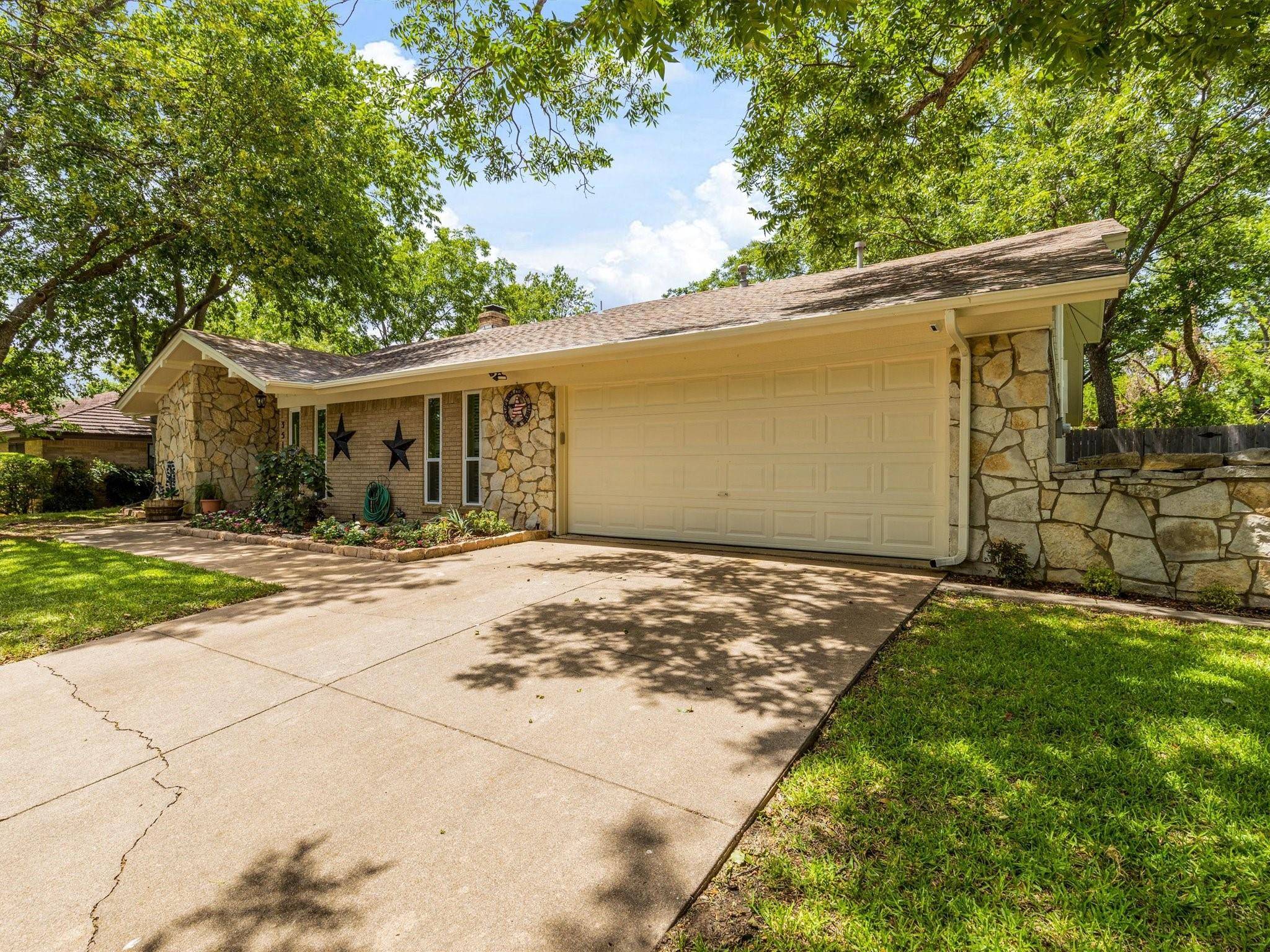 Fort Worth, TX 76133,3512 Walton Avenue