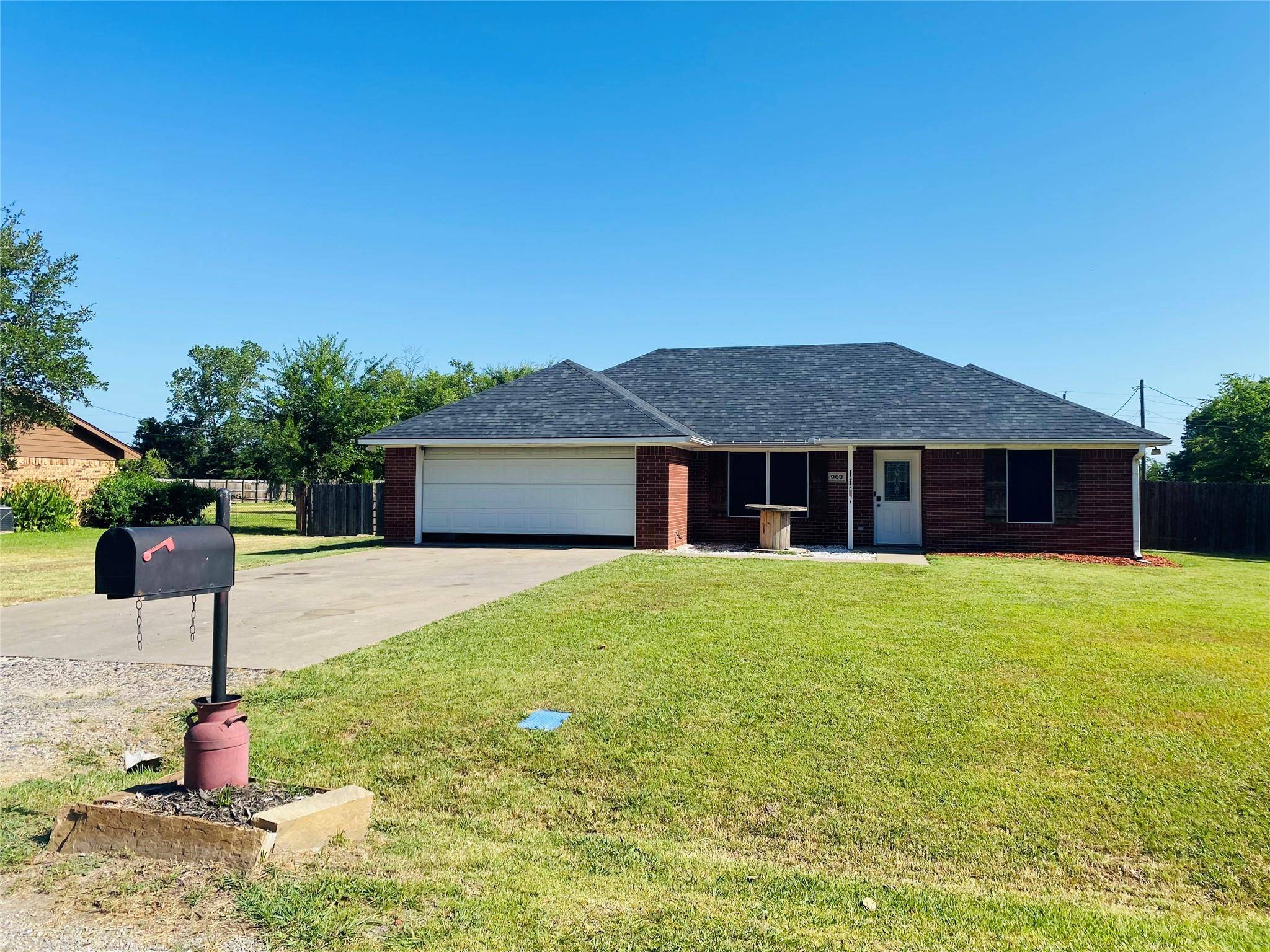 Bonham, TX 75418,903 Amy Way