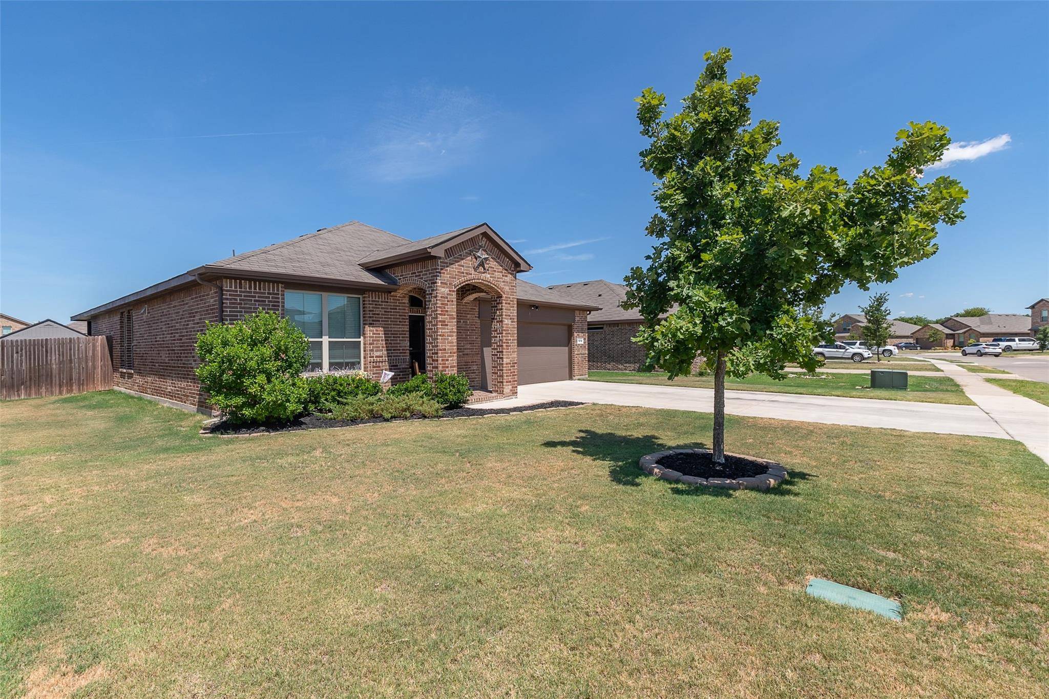 Cleburne, TX 76033,1818 Creekwood Drive