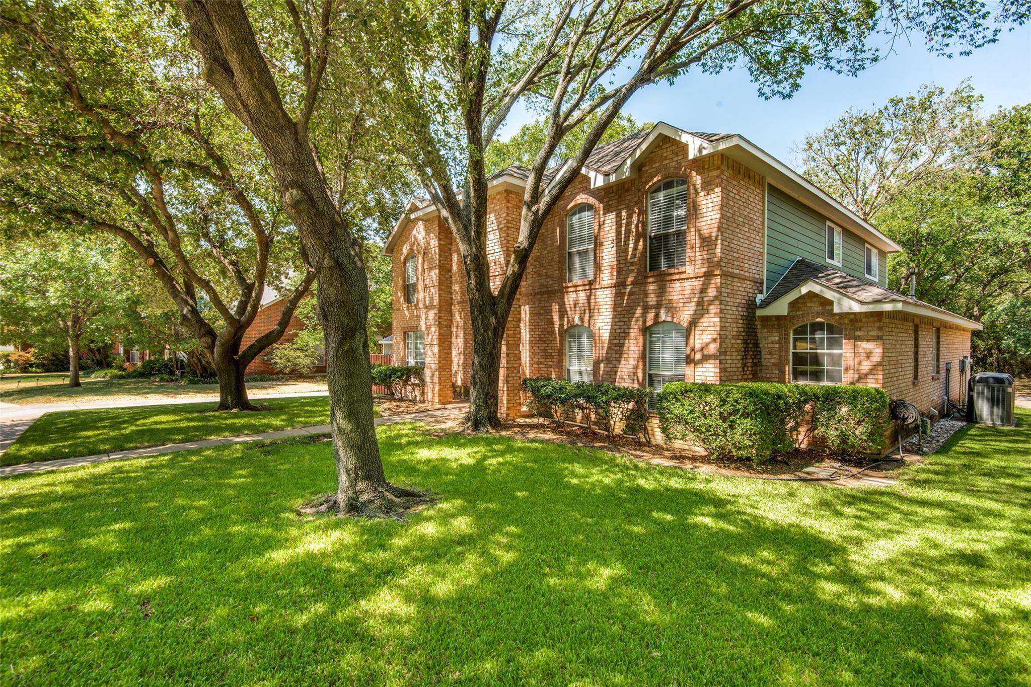 Coppell, TX 75019,651 Oakbend Drive