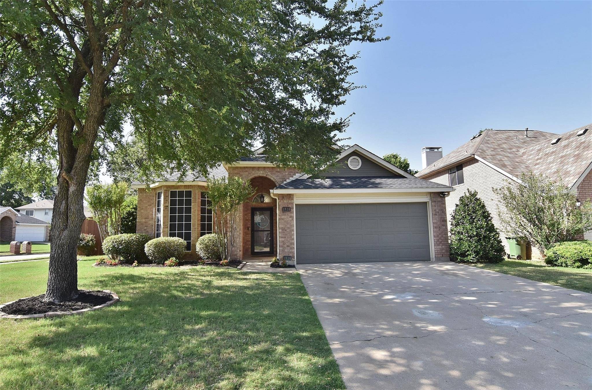 Grapevine, TX 76051,1816 Quail Hollow Drive