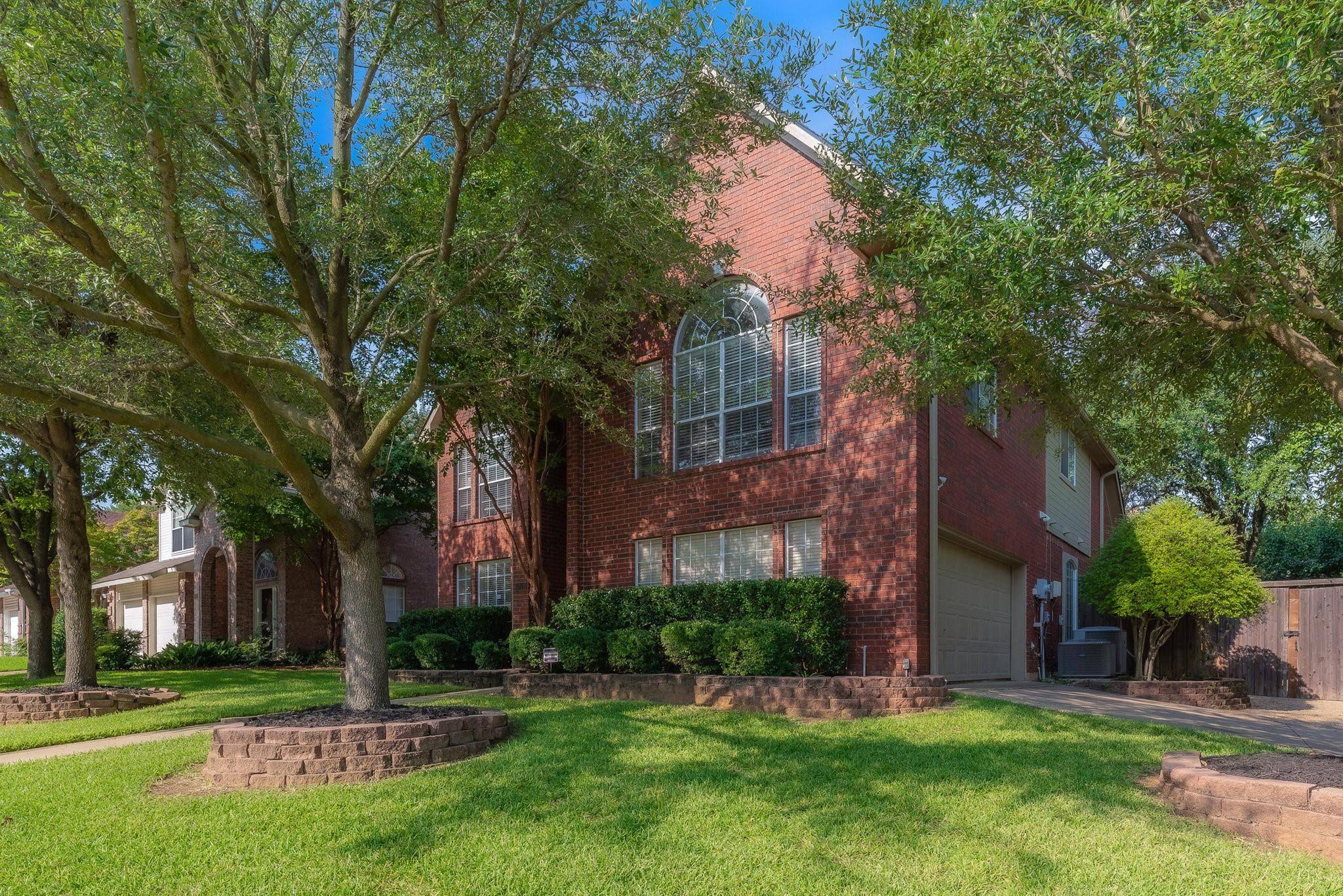 Grapevine, TX 76051,1713 Foxchase Lane