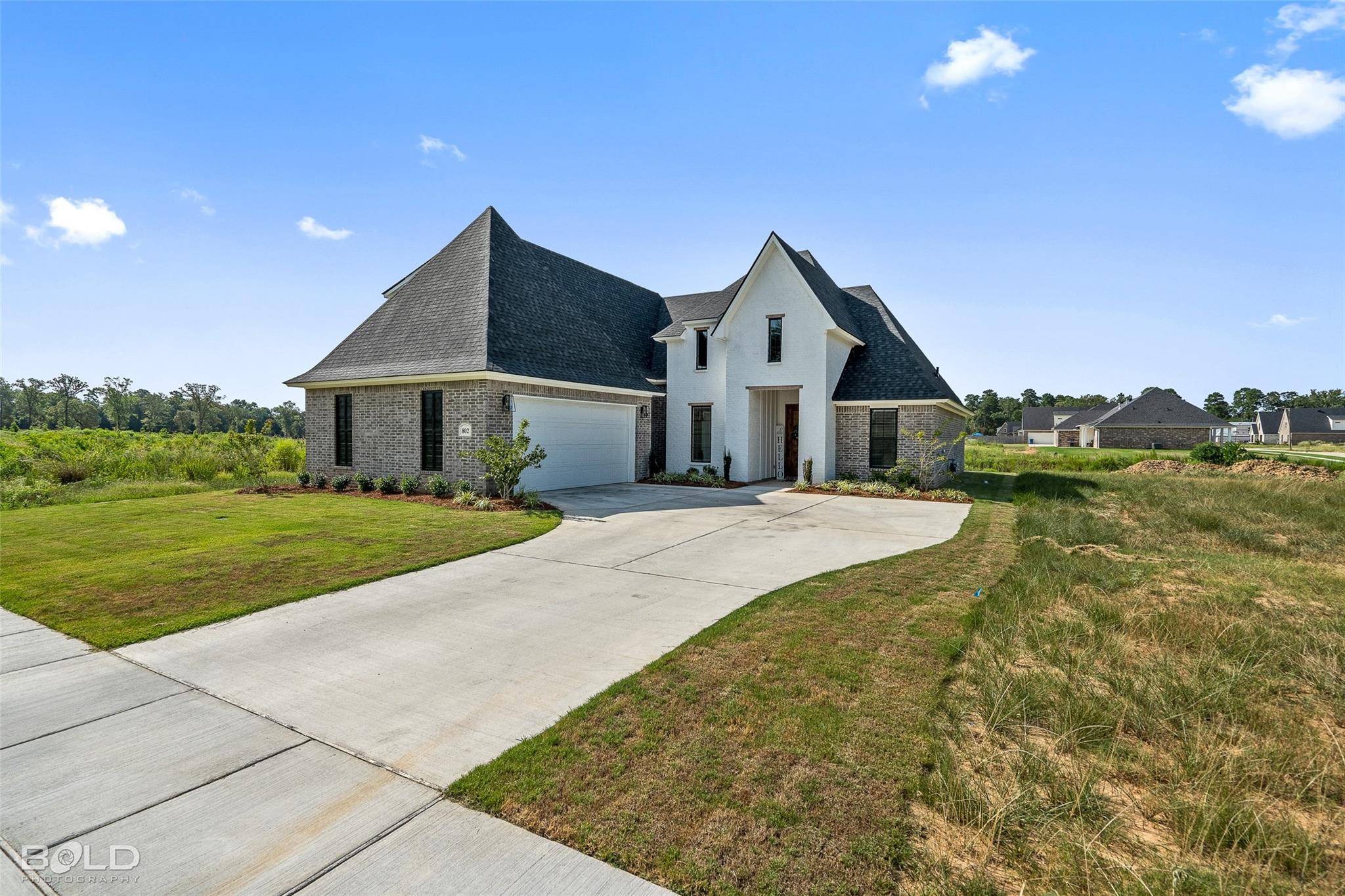 Benton, LA 71006,802 WalstonBurg Lane