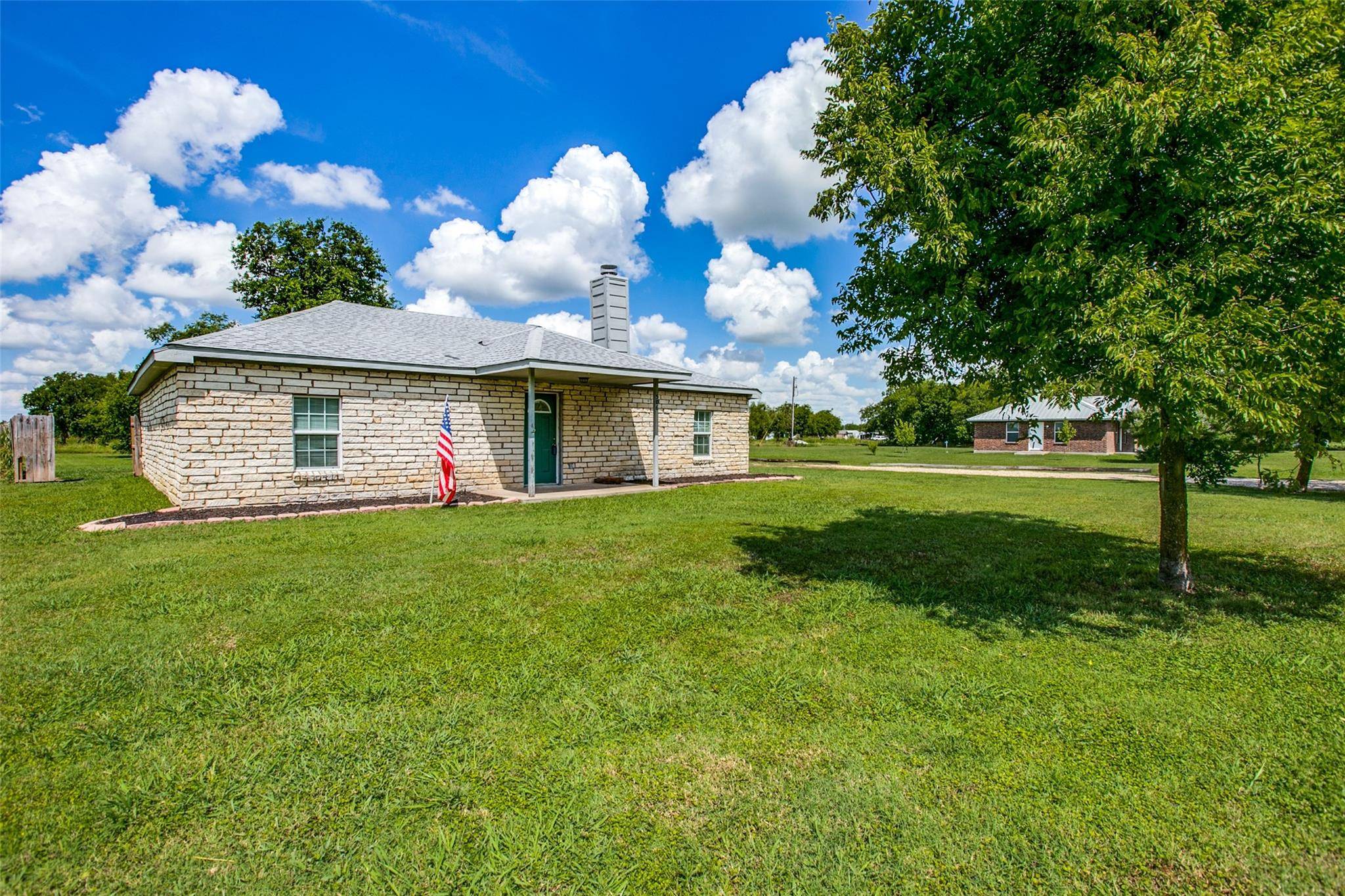 Itasca, TX 76055,506 S Wall Street