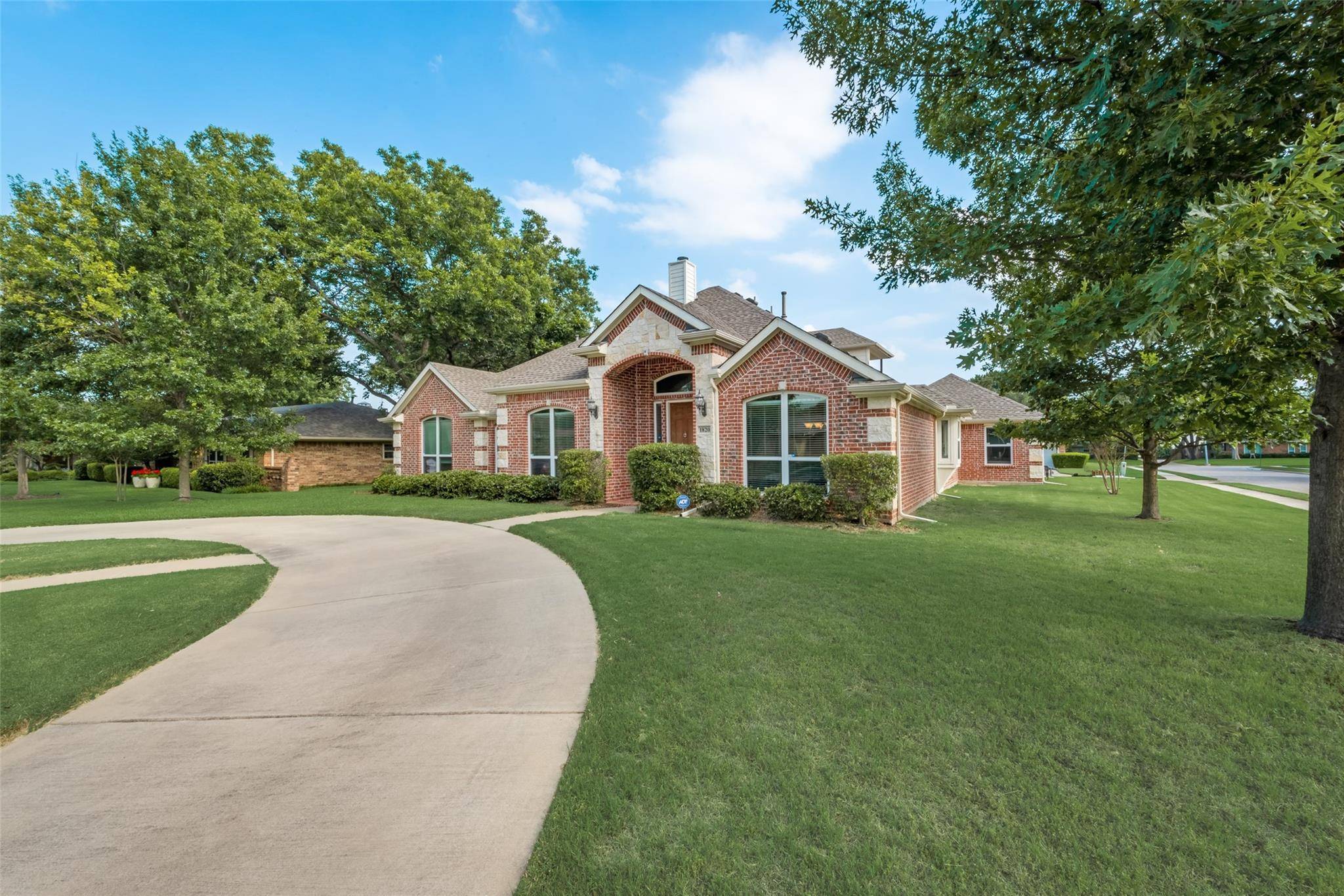 Plano, TX 75075,1820 Northcrest Drive