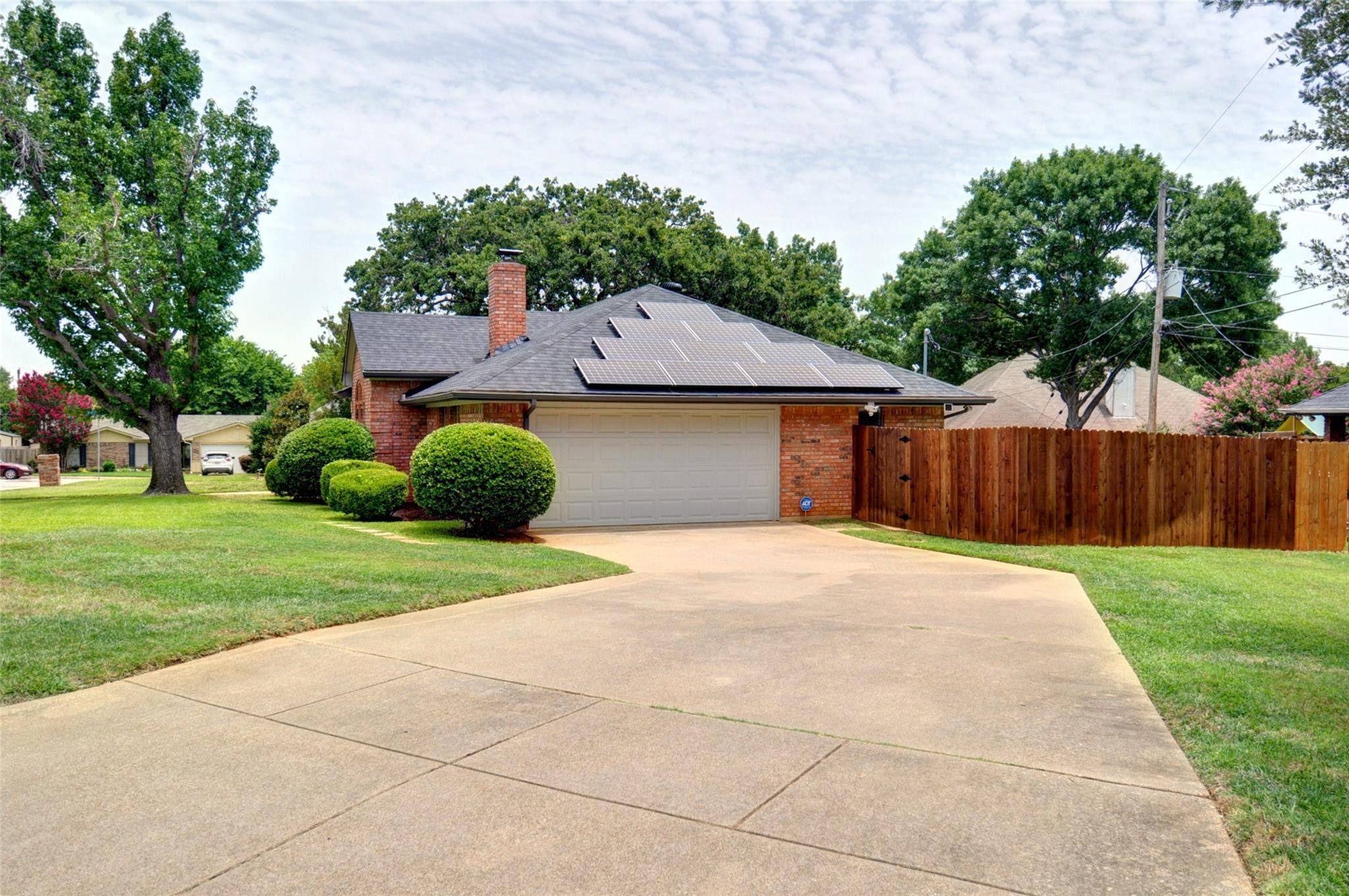 Arlington, TX 76016,3404 Fort Hunt Drive