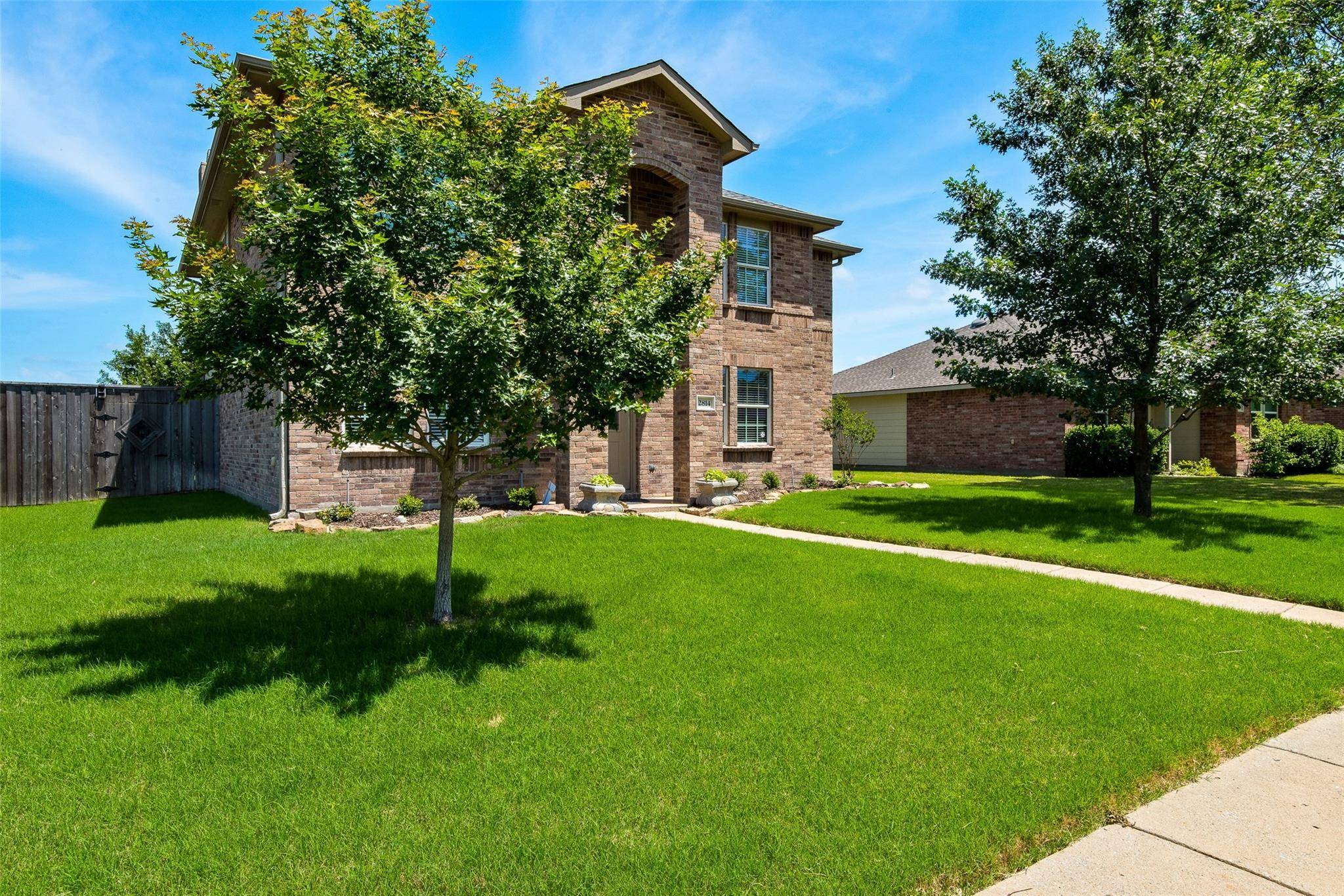 Wylie, TX 75098,2814 Meadow Bluff Drive