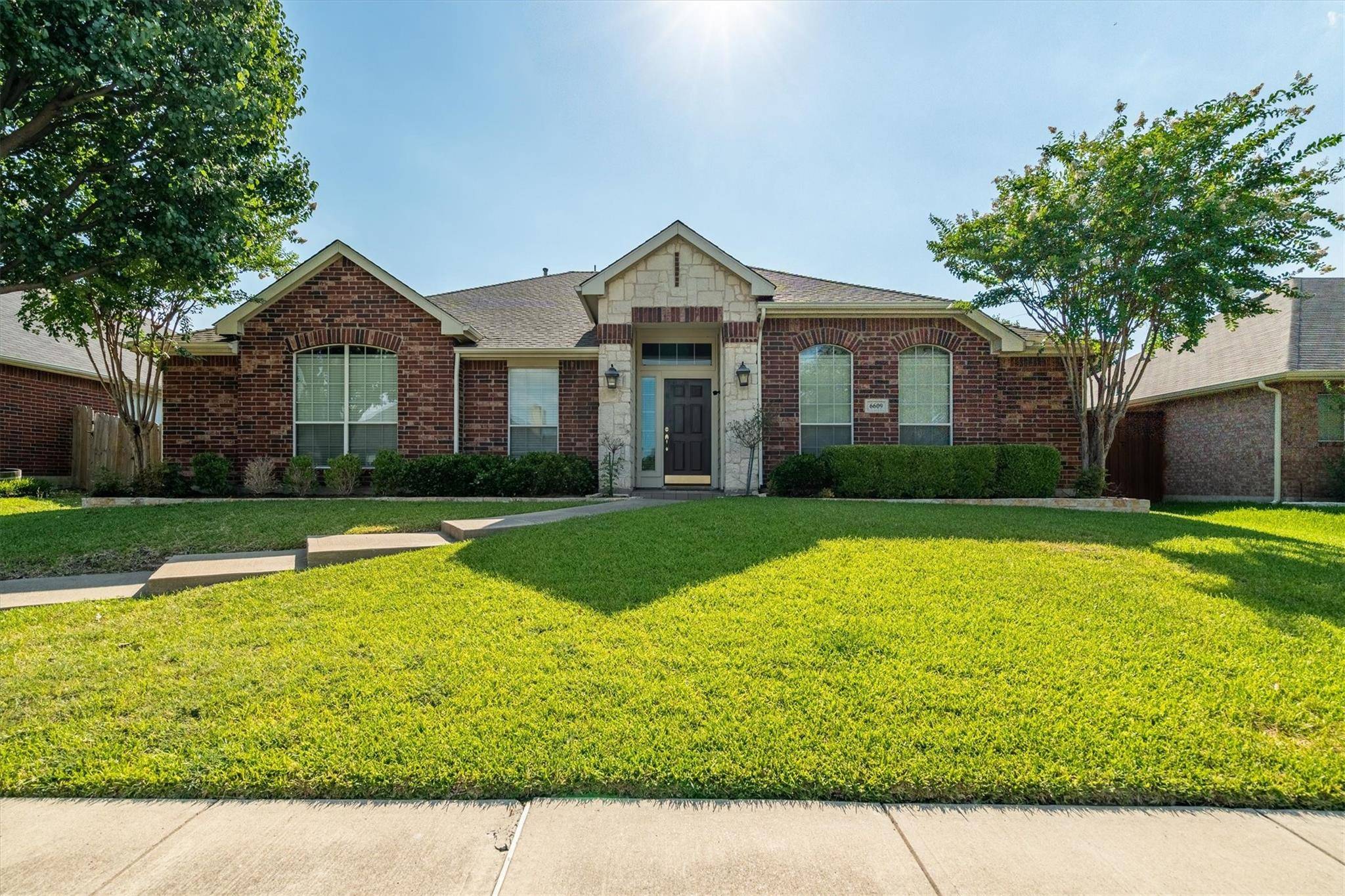 Rowlett, TX 75089,6609 Marquett Drive