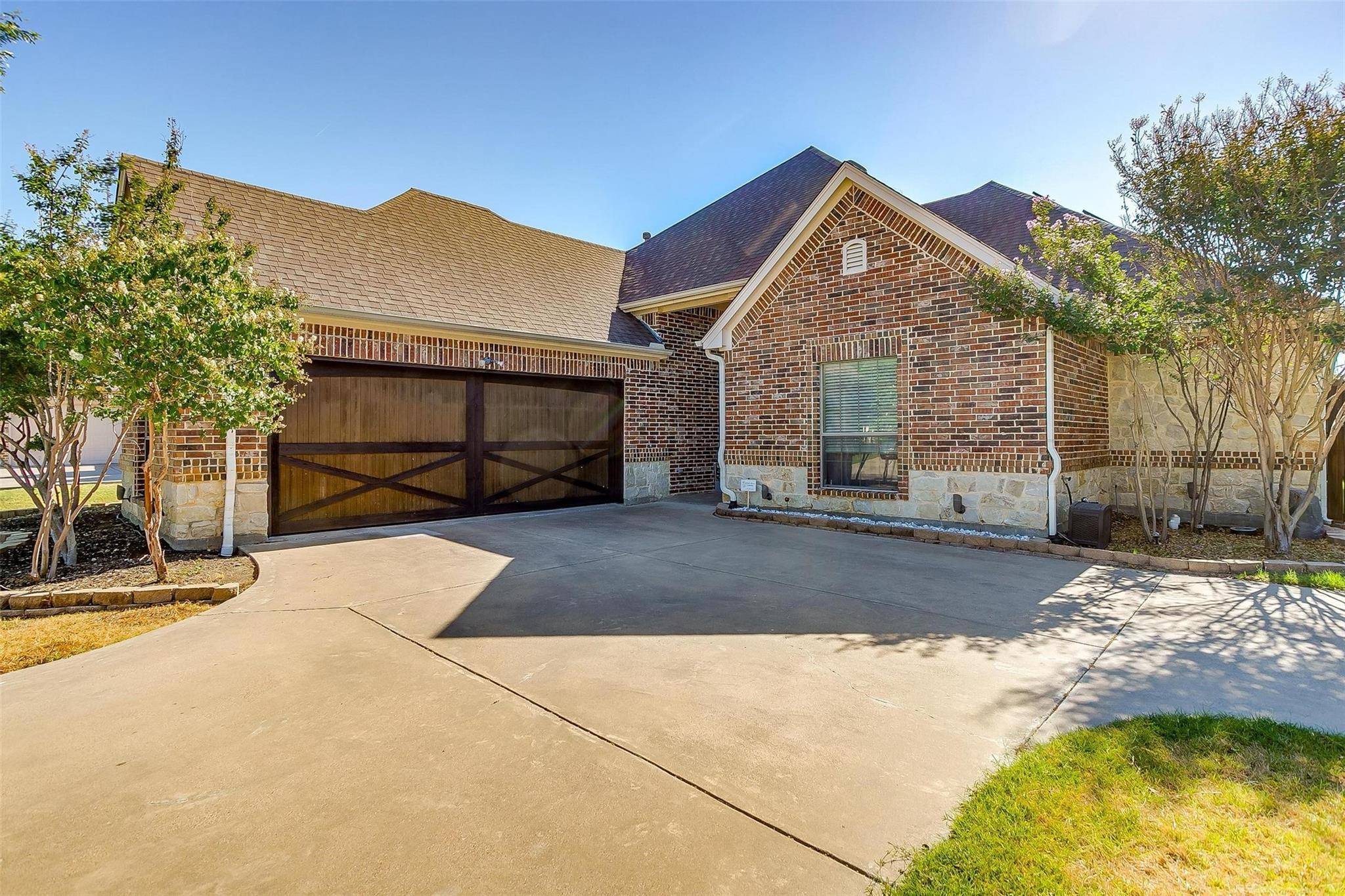 Benbrook, TX 76116,3933 Palomino Drive