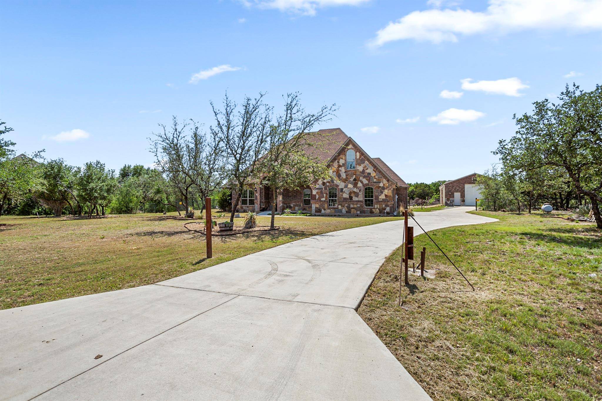 Azle, TX 76020,114 Woodlot Lane