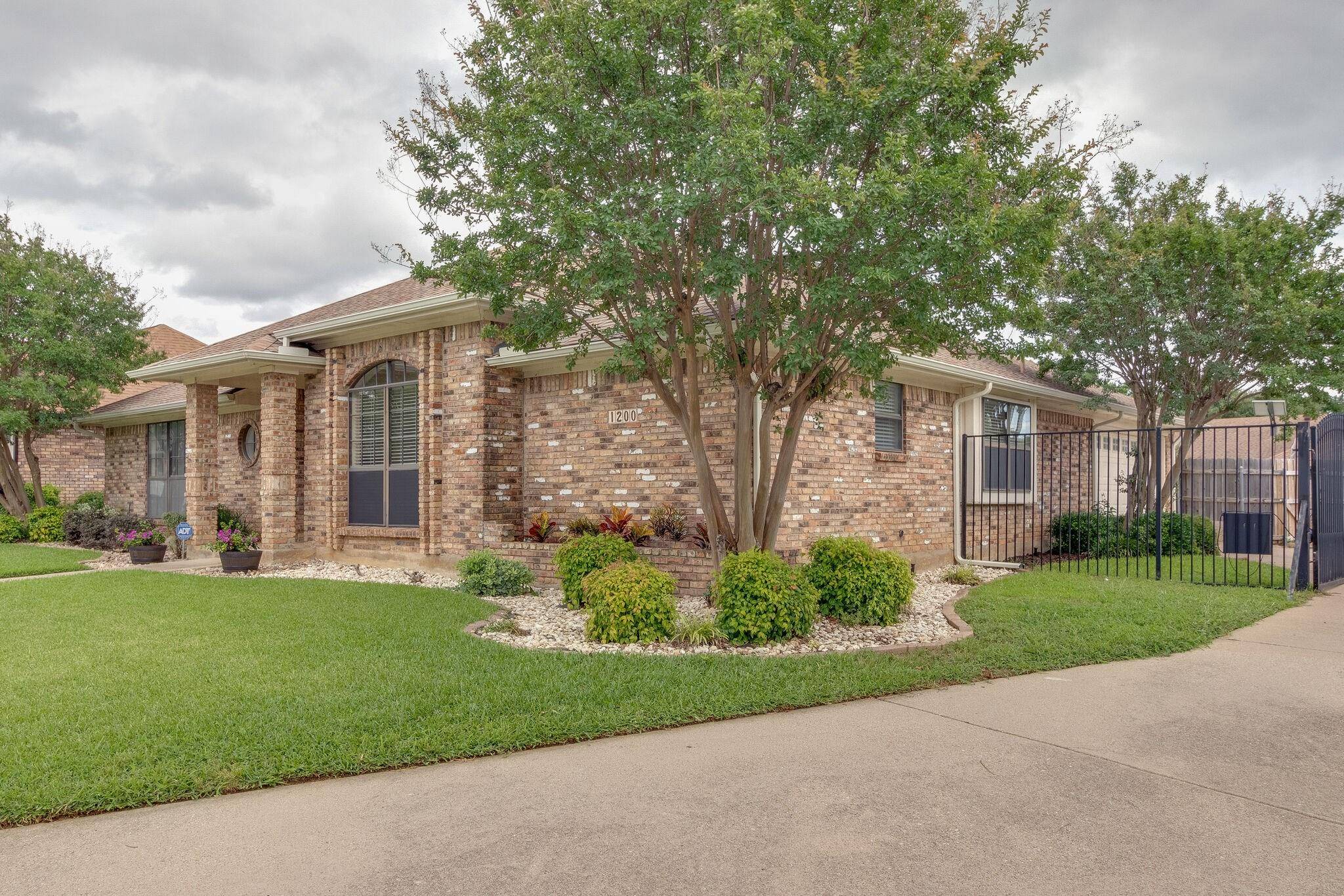 Bedford, TX 76021,1200 Briarhaven Drive