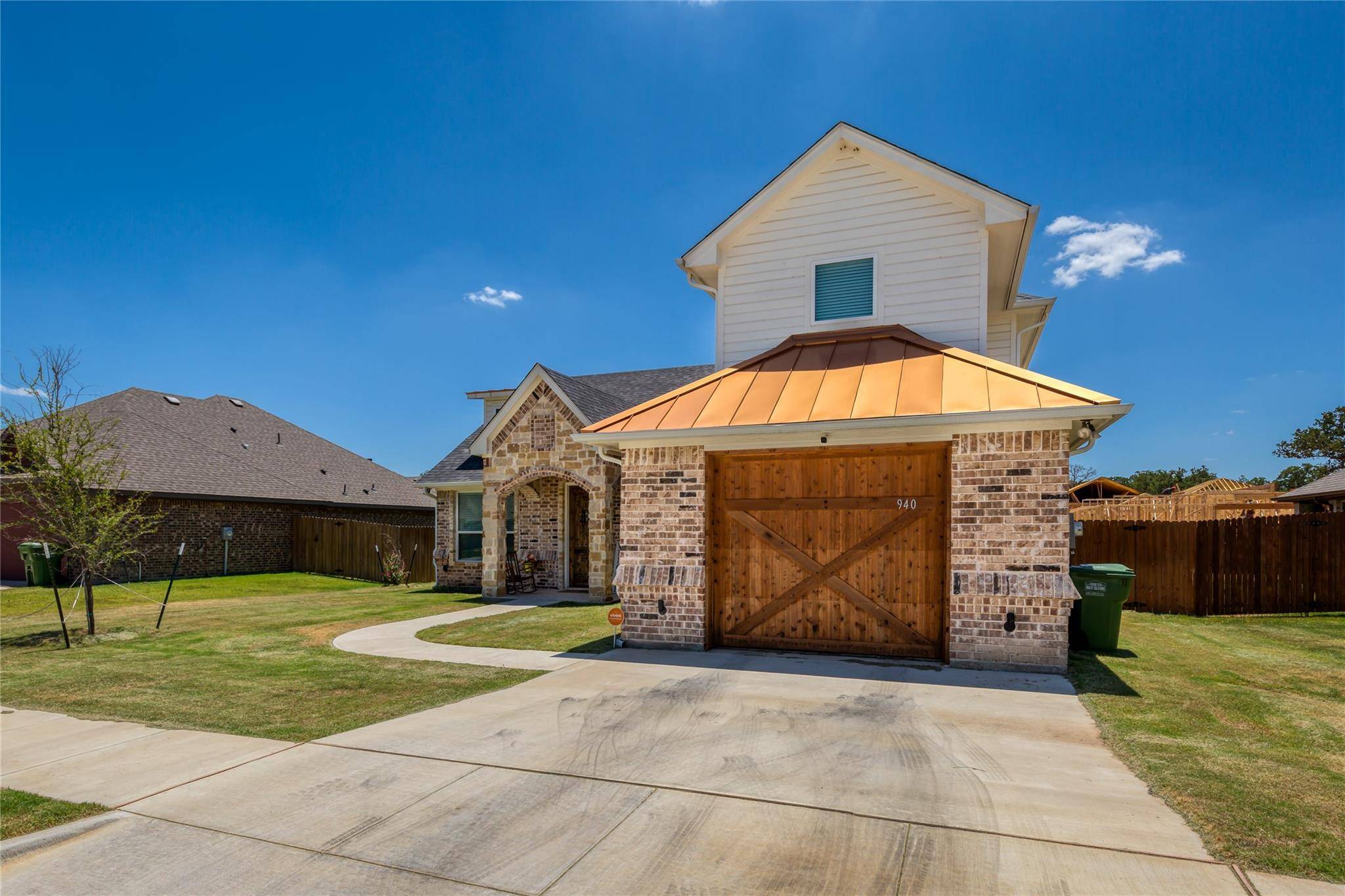 Springtown, TX 76082,940 E 5th Street