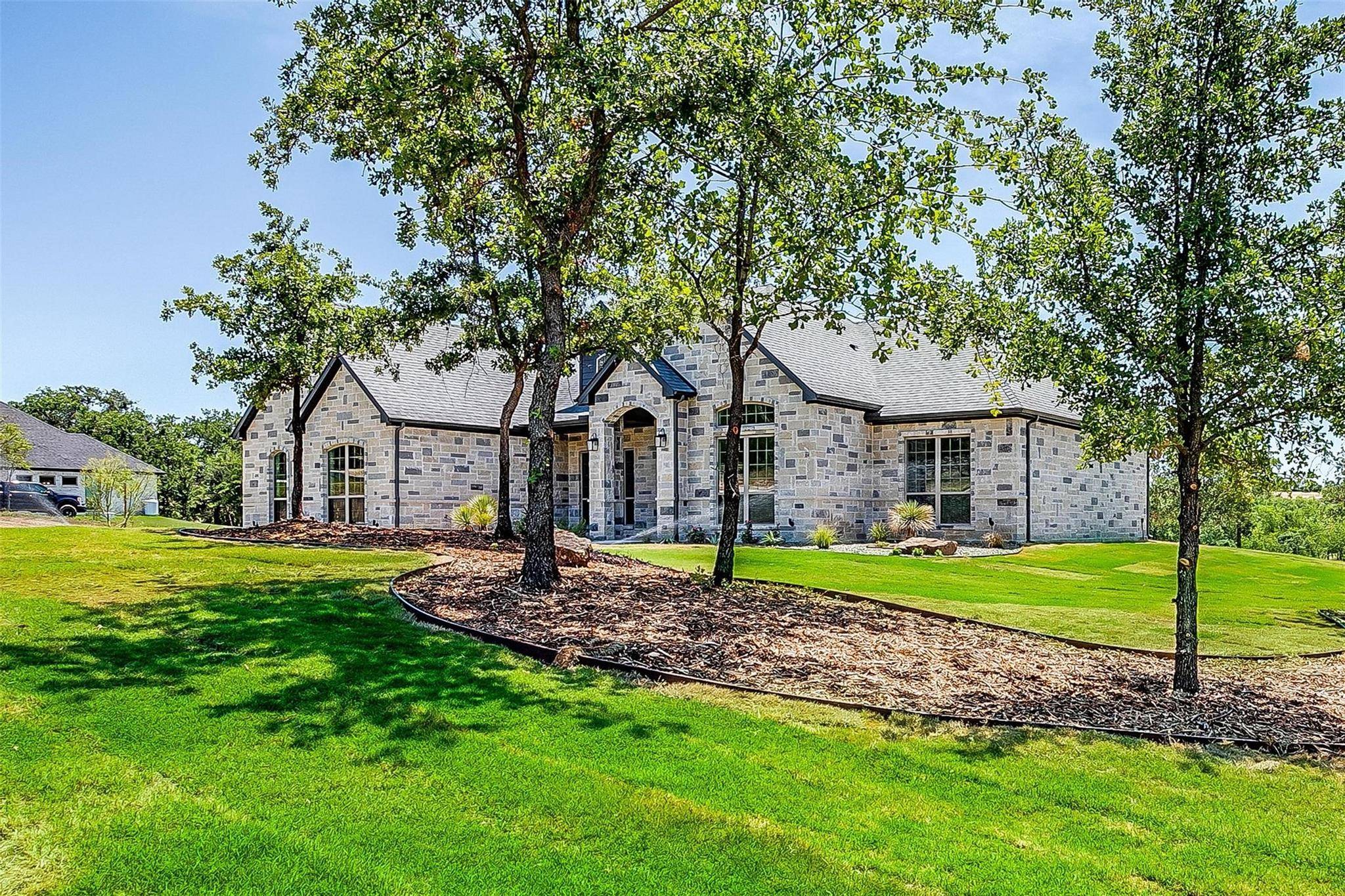 Azle, TX 76020,400 Glade Crest