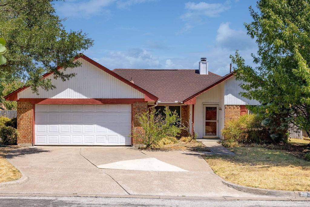 Arlington, TX 76002,103 Freedom Lane