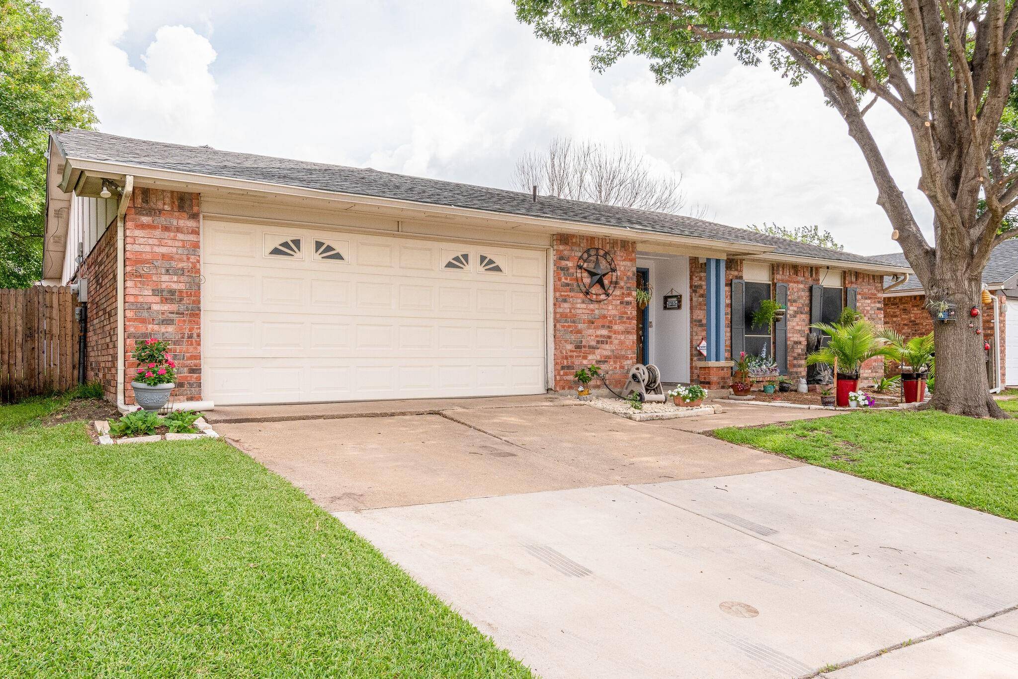 Fort Worth, TX 76137,4117 Dogwood Lane