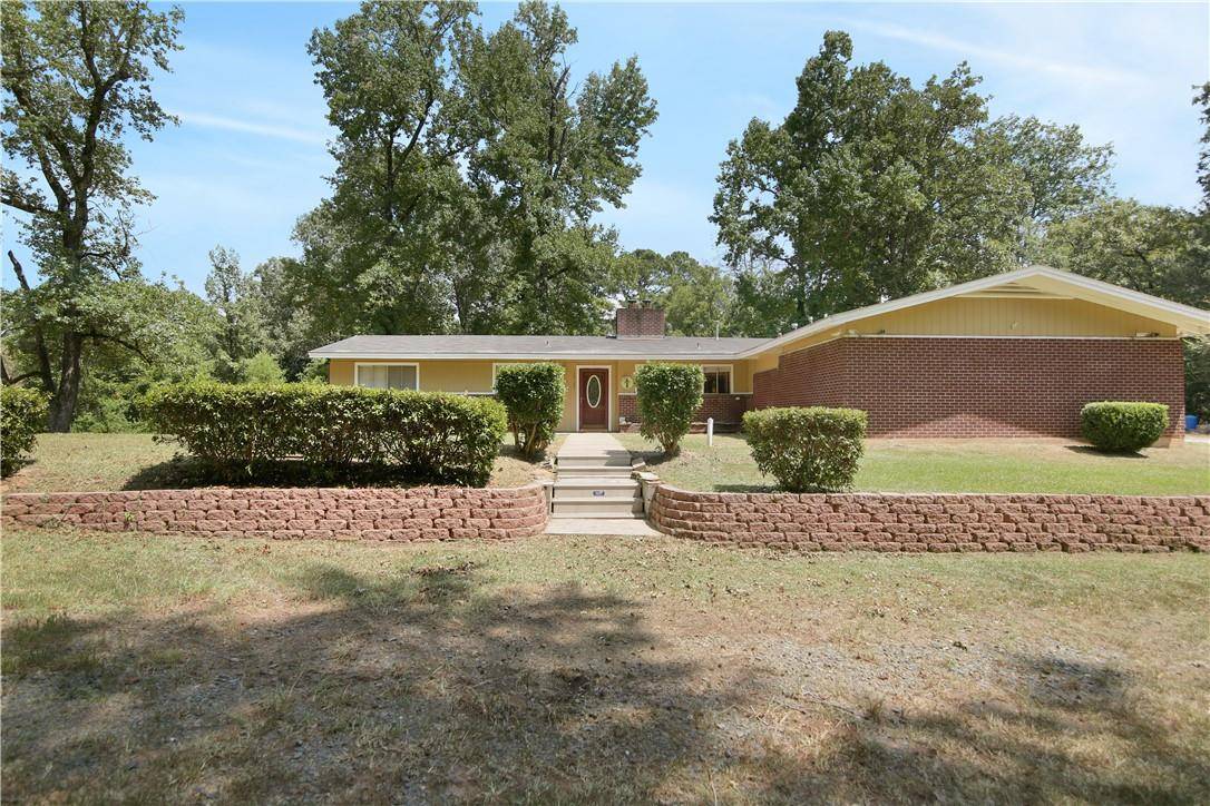 Shreveport, LA 71106,10123 Lariat Lane