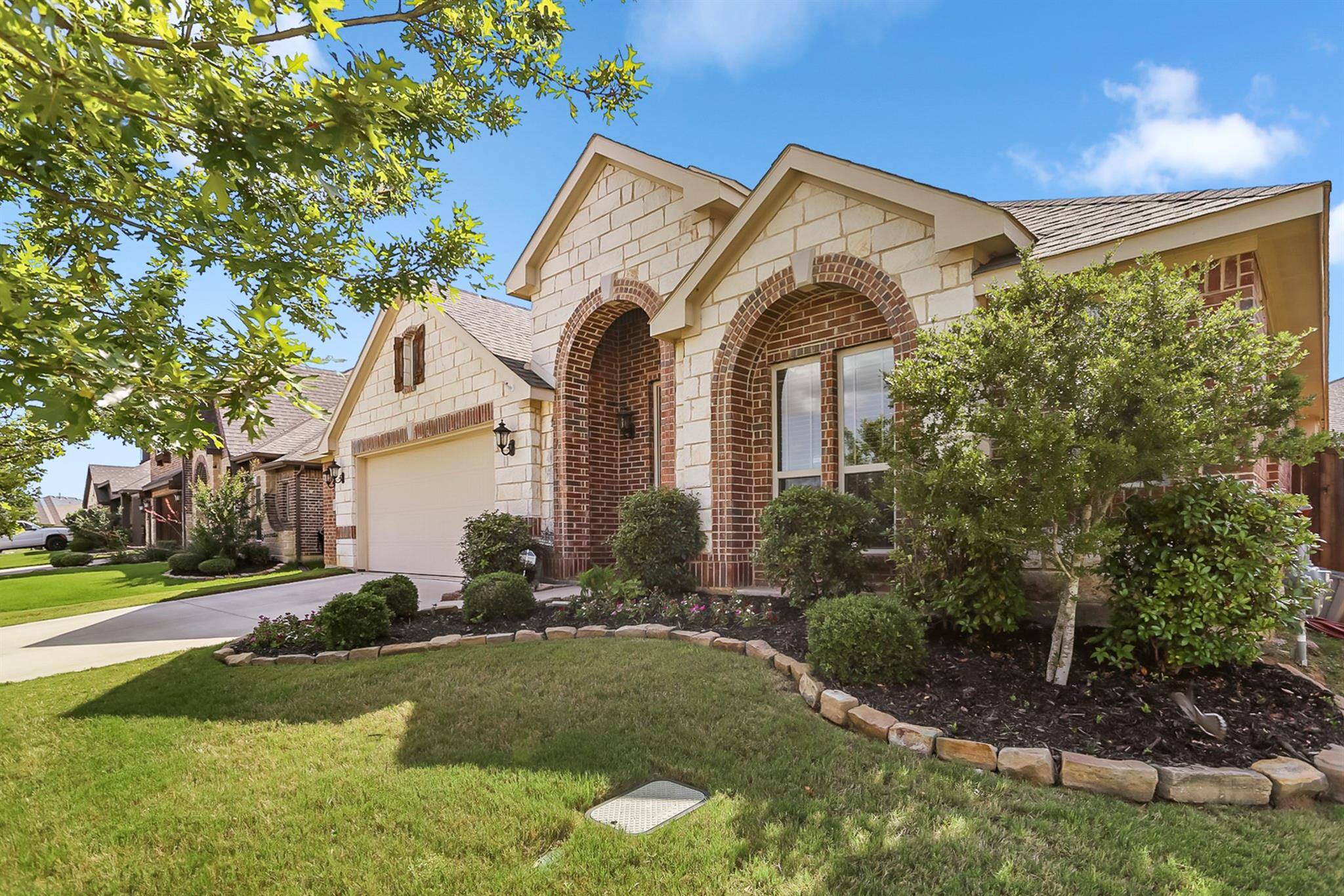 Burleson, TX 76028,1004 Tarragon Drive