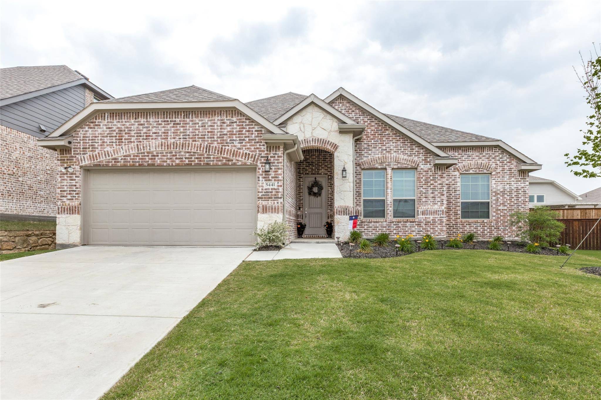 Haltom City, TX 76137,5441 Stonelake Drive