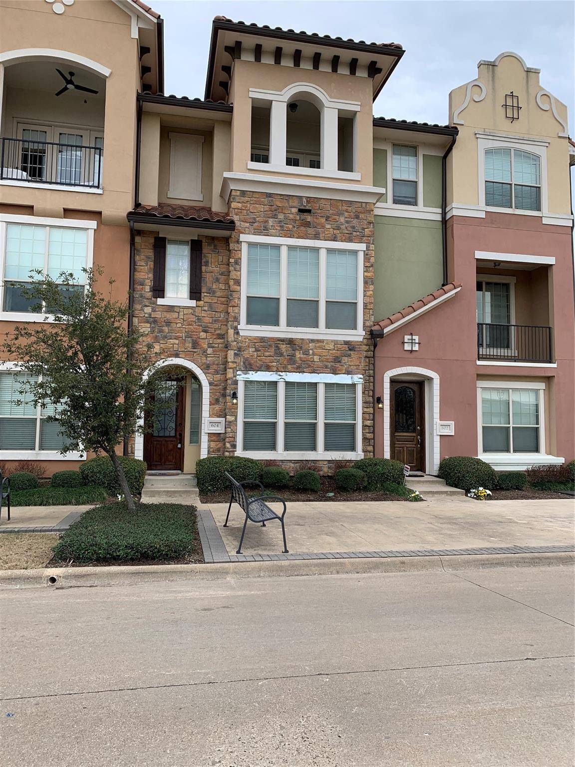 Irving, TX 75039,604 Arbol #4