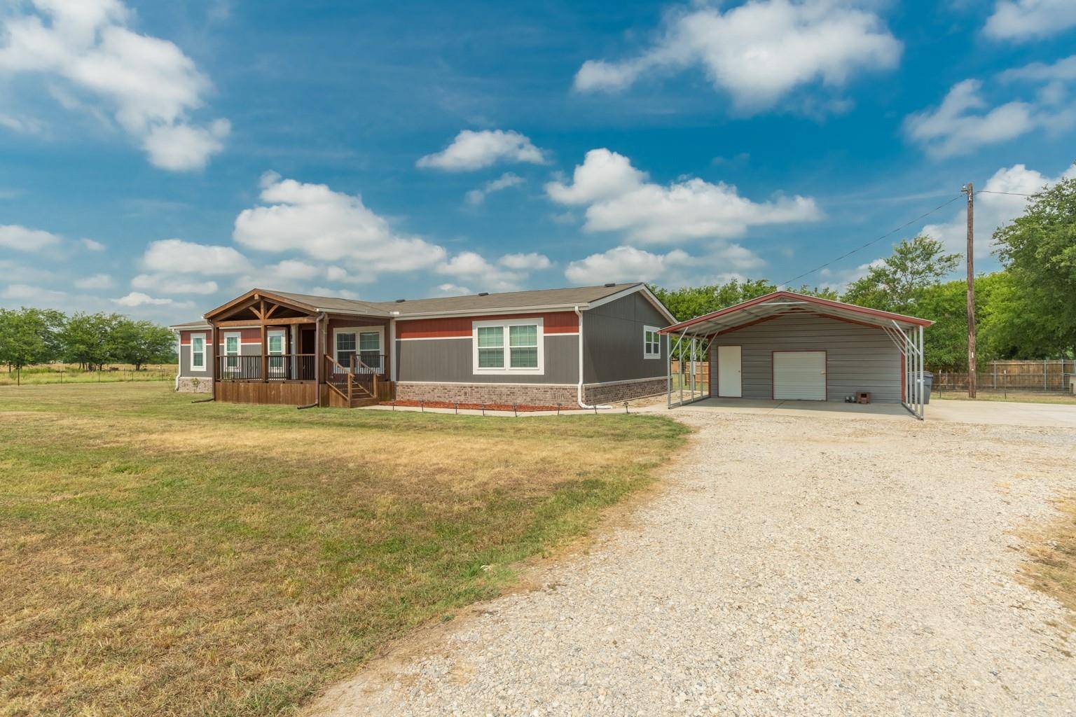 Brashear, TX 75420,3242 County Road 1112