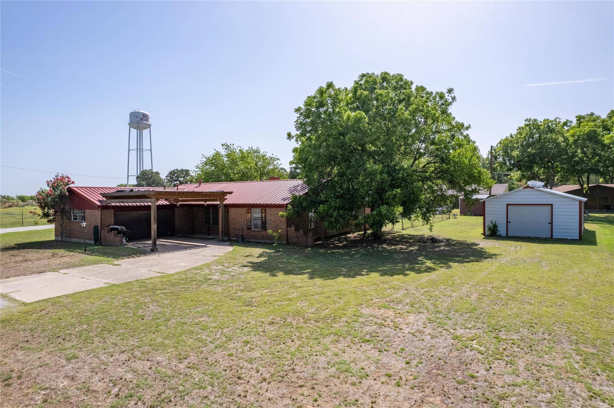 De Leon, TX 76444,1249 N Johnson Street