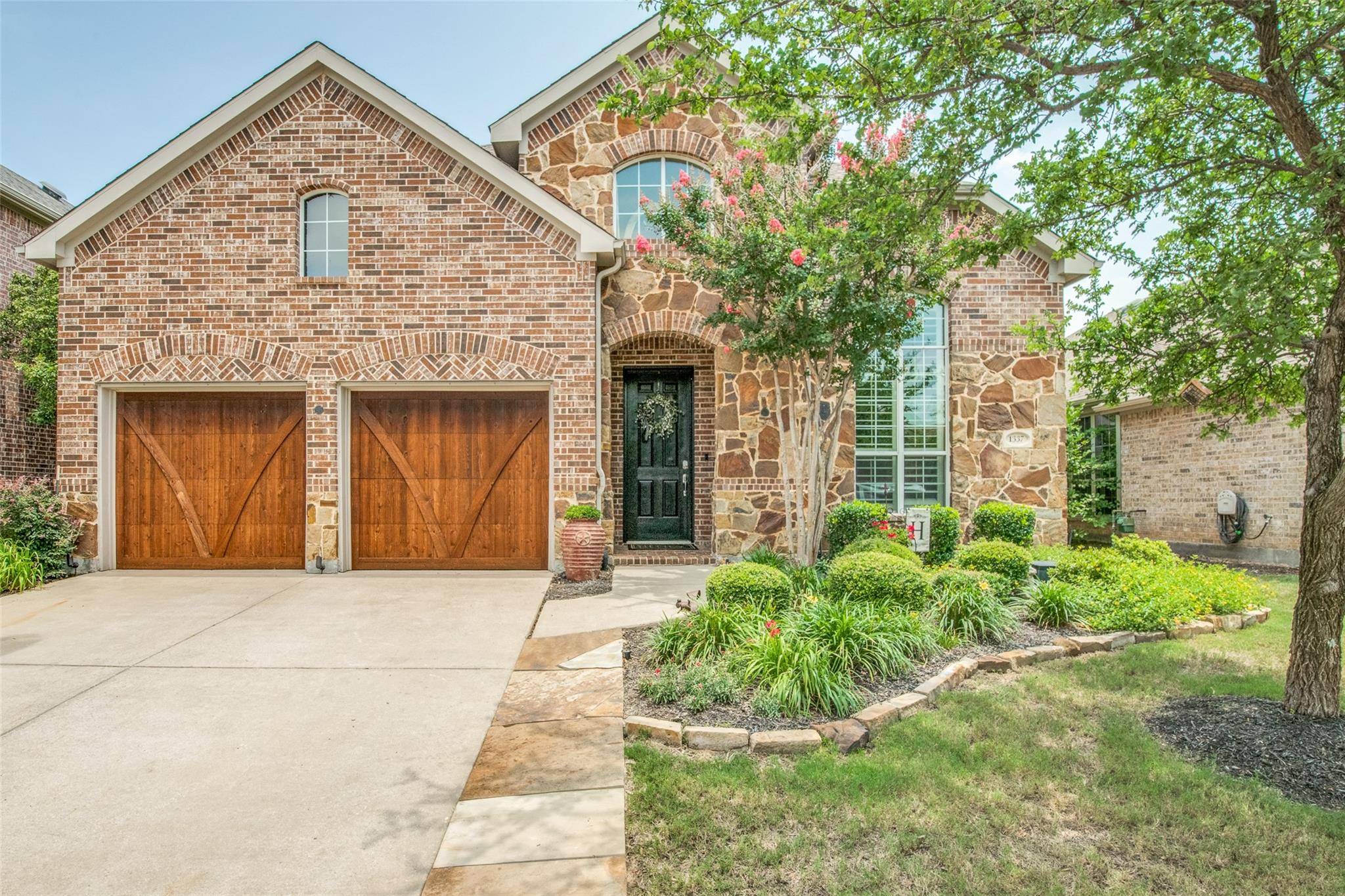 Lantana, TX 76226,1337 Burnett