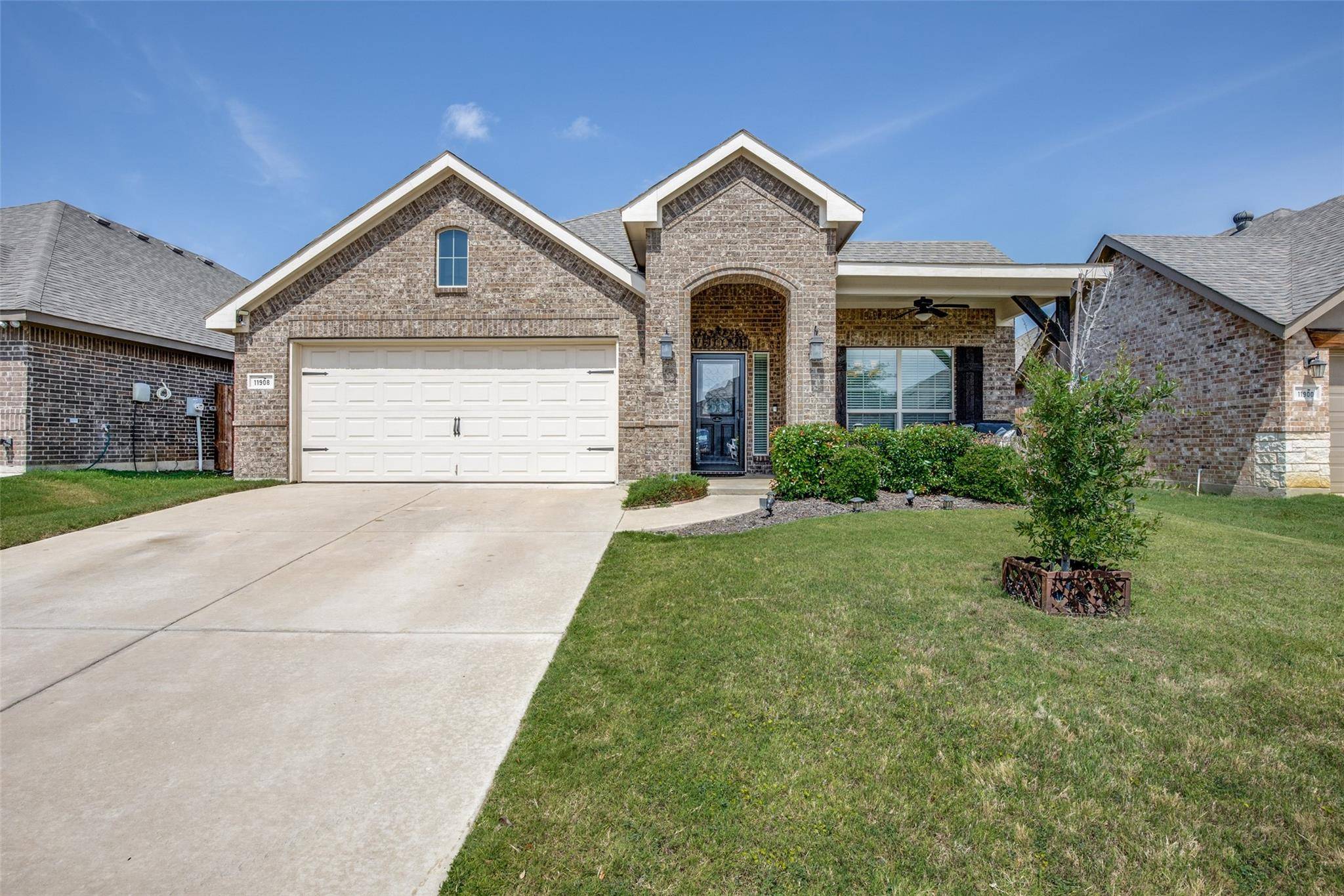 Burleson, TX 76028,11908 Bexley Drive