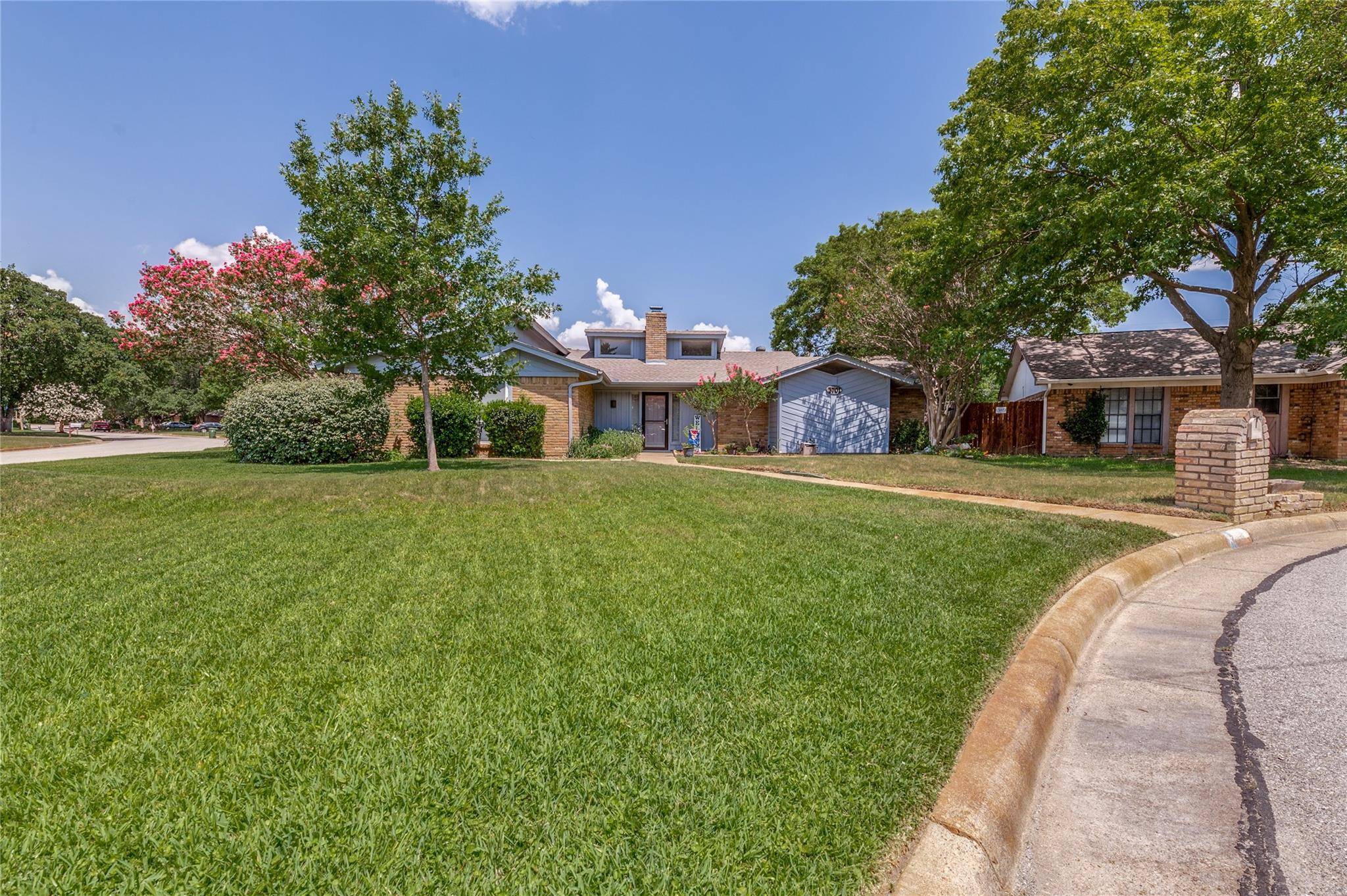 Arlington, TX 76016,3701 Village Glen Trail