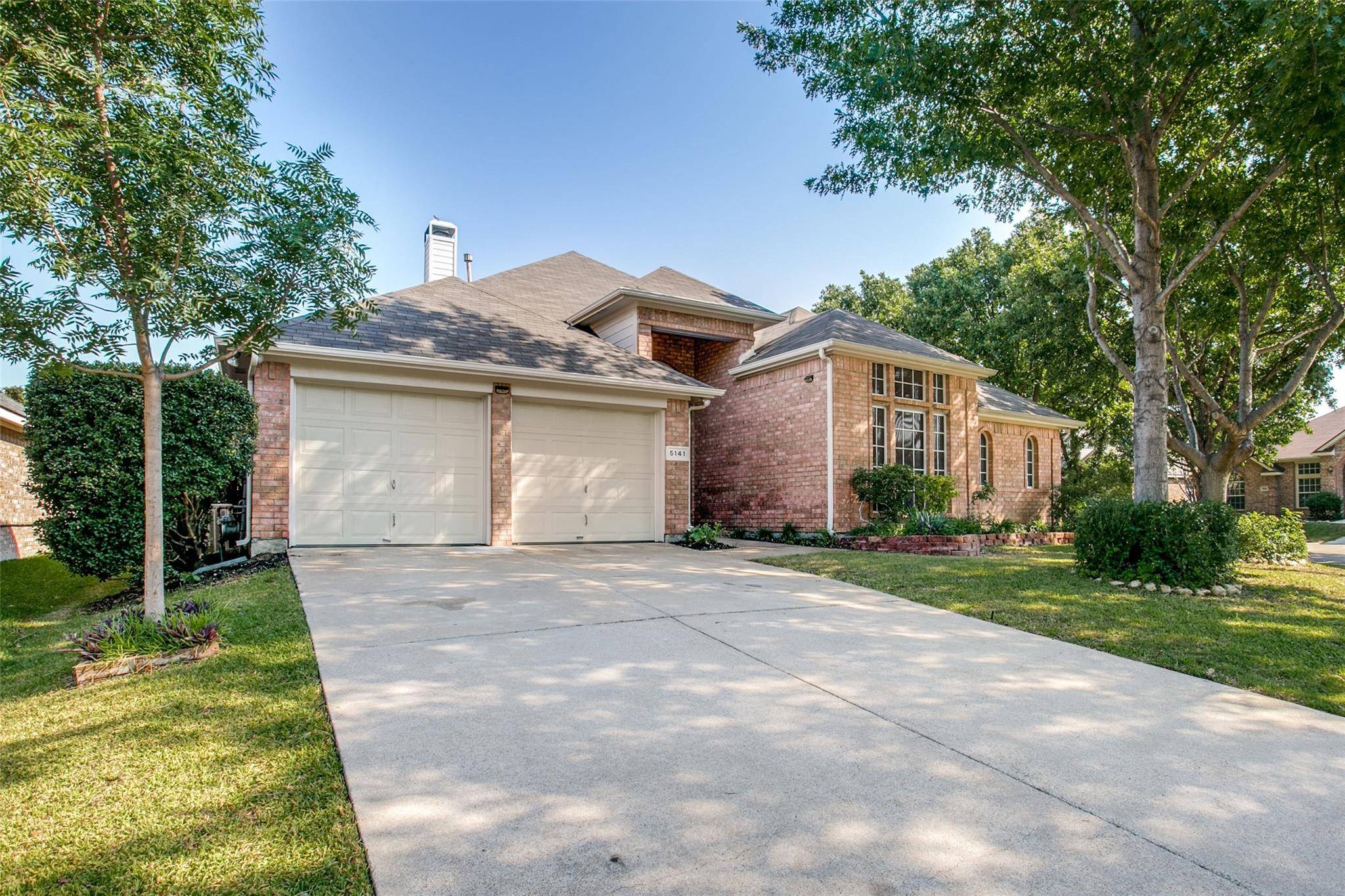 Fort Worth, TX 76137,5141 Creek Bend Drive