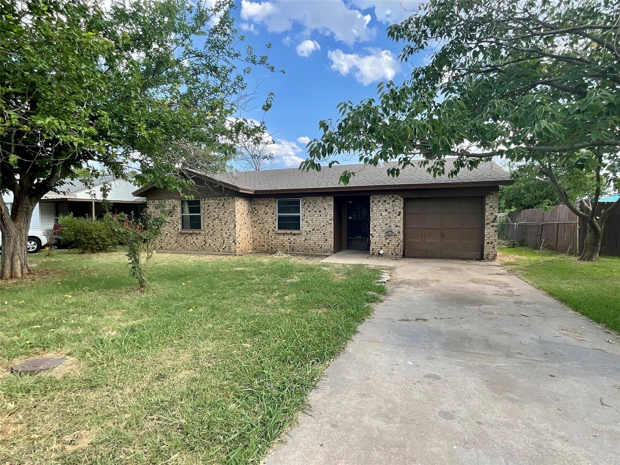 Mineral Wells, TX 76067,1708 21st Street